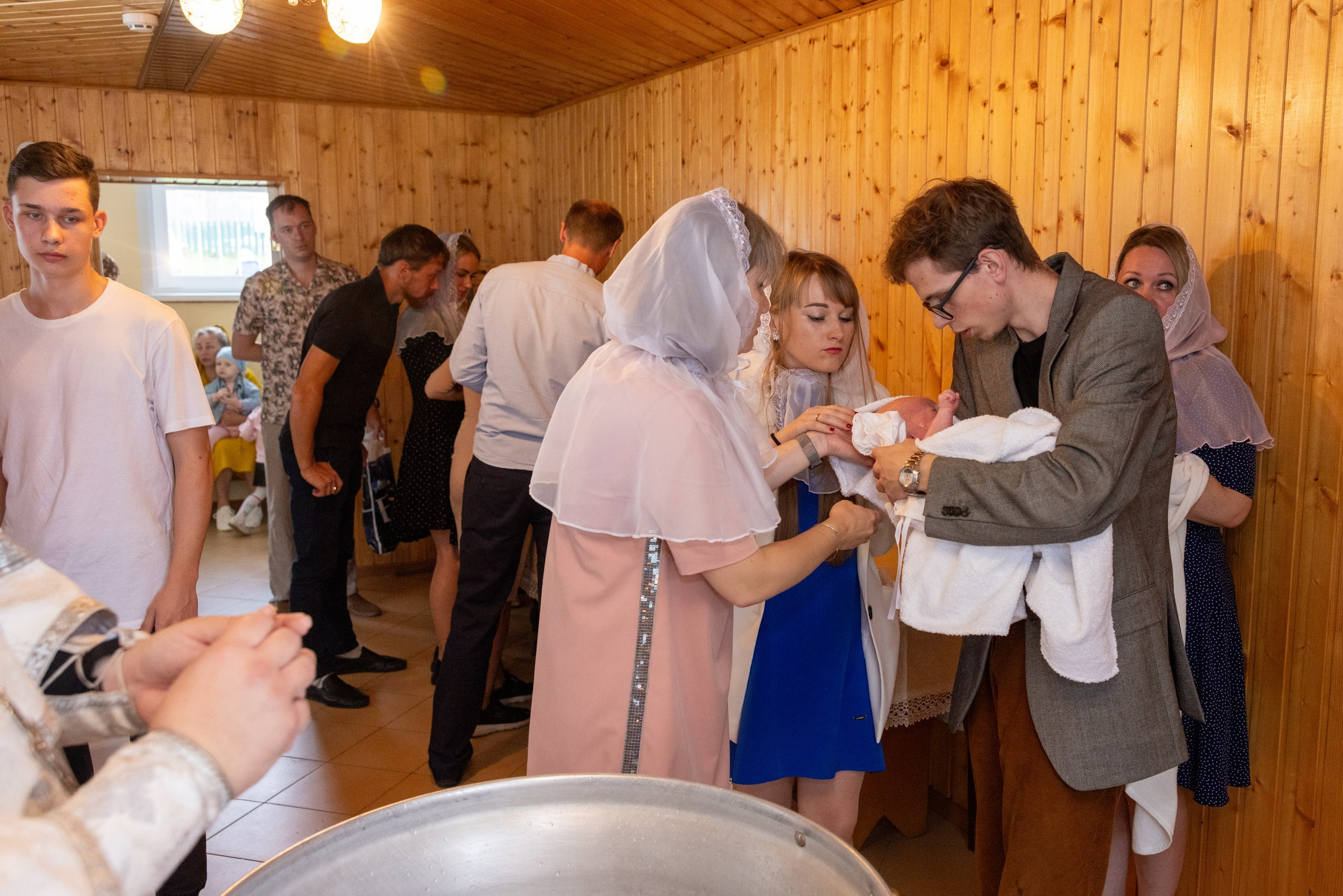 Образец репортажа крещения оригиналы, без искажений, без вспышки, светосильная оптика!. Фотограф в Туле Крупский АнДРей. Фотостудия «КАДР71» в Туле