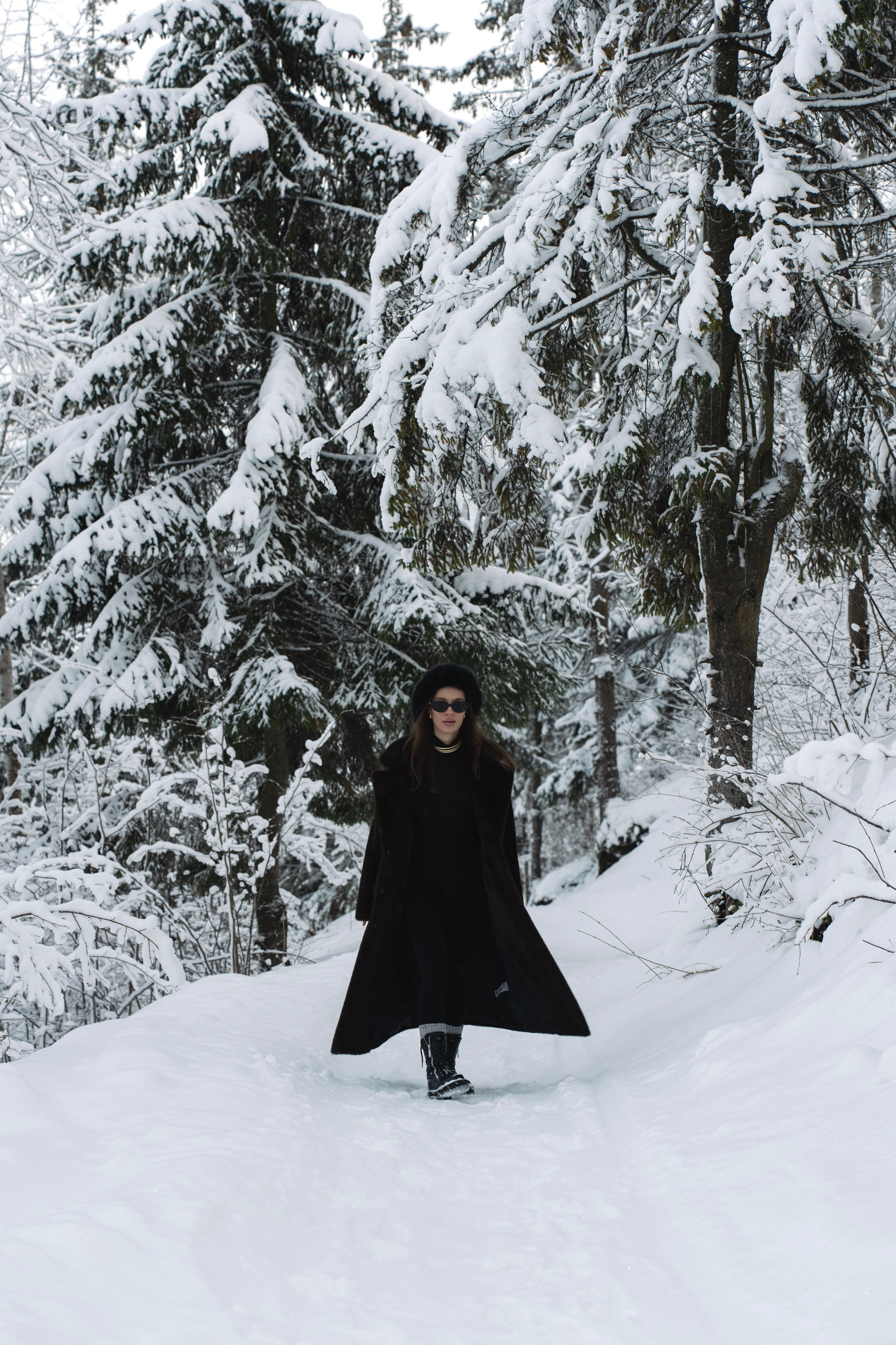 Женский портрет outdoor. Лиана Аскерова ваш фотограф в Санкт-Петербурге