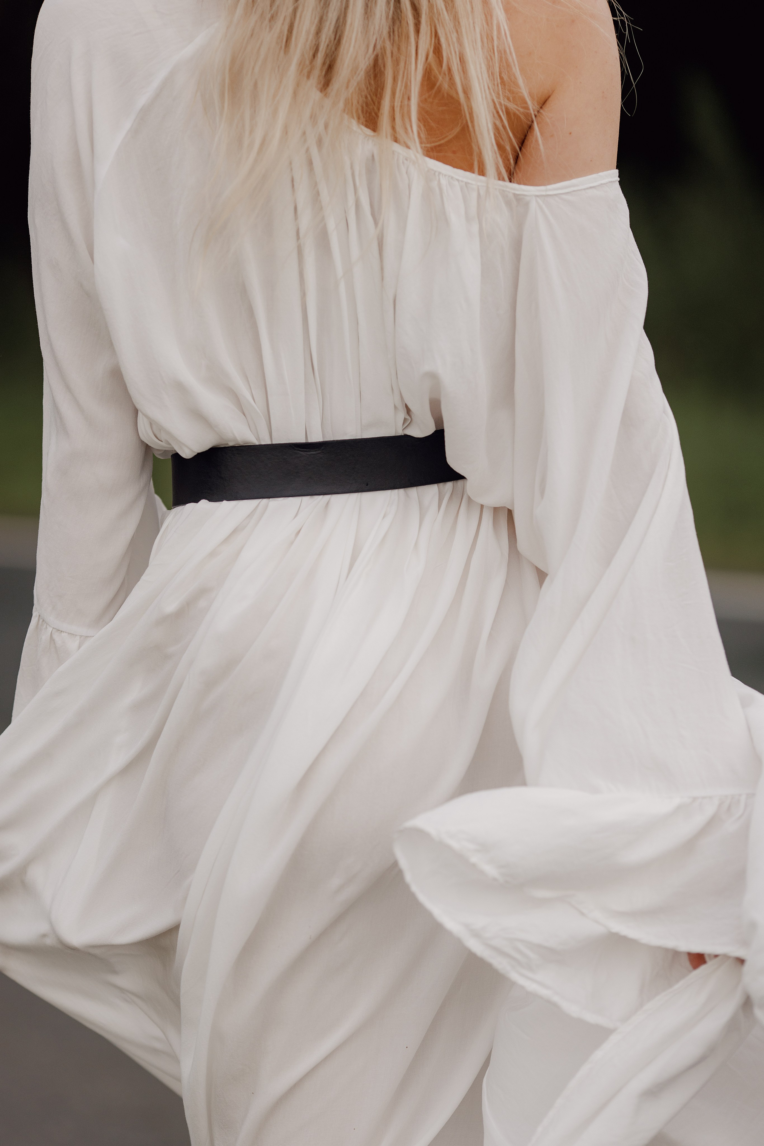 Вечерняя прогулка в поле. Свадебный фотограф Санкт-Петербург  Москва