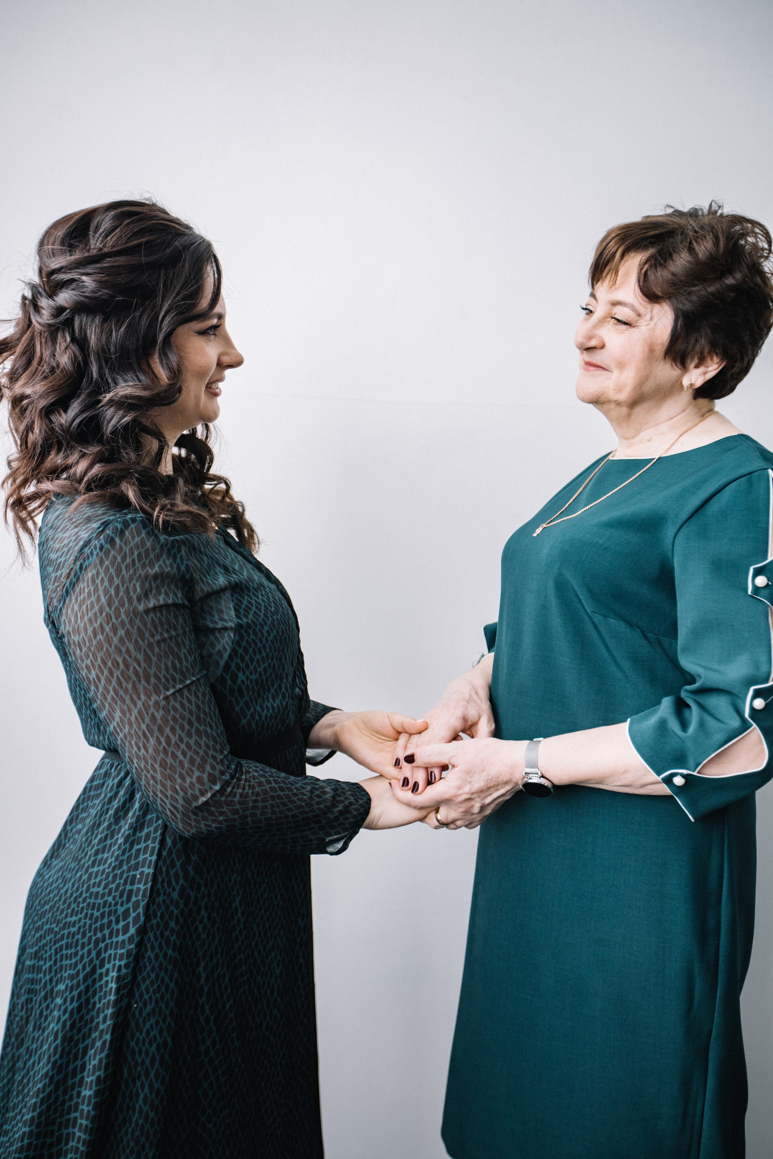 Настя, Маша и Мама. Главная