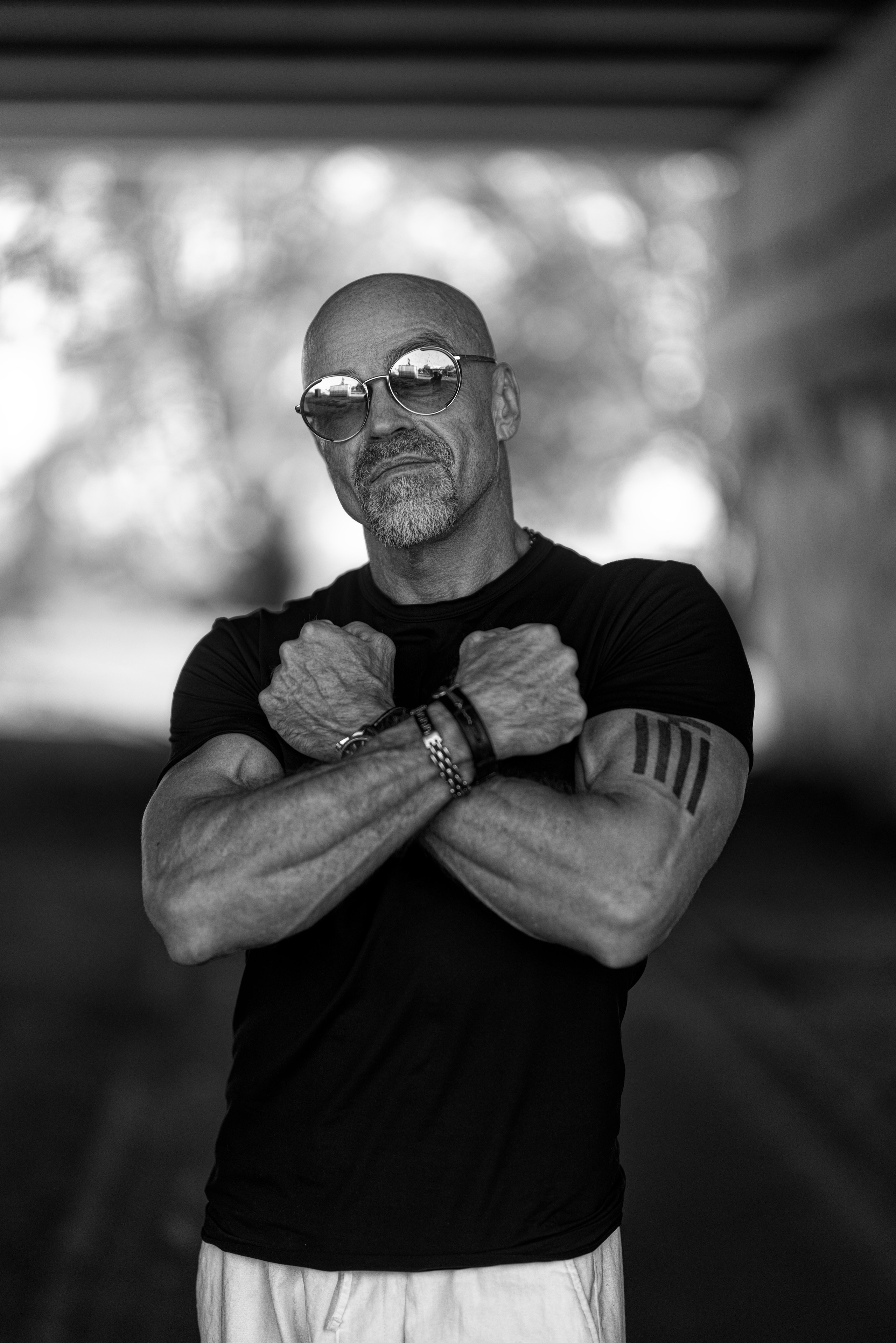 Фотосет на улице и спортплощадке с Александром для контента. Дмитрий Шульгин, портретный фотограф в Воронеже