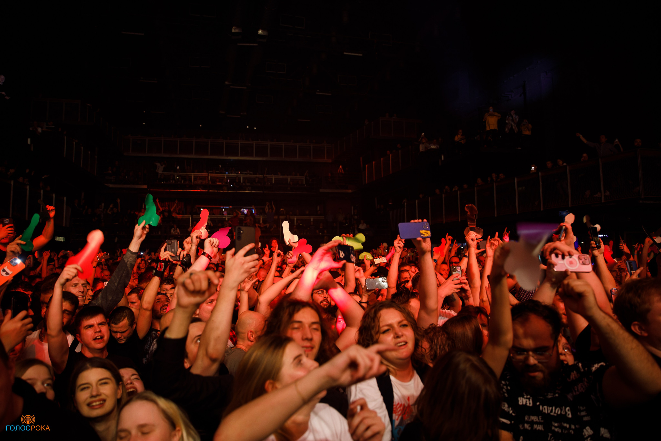 ПНЕВМОСЛОН / 10.11.2023 / 1930 Moscow. Репортажный и портретный фотограф Русакова Жанна