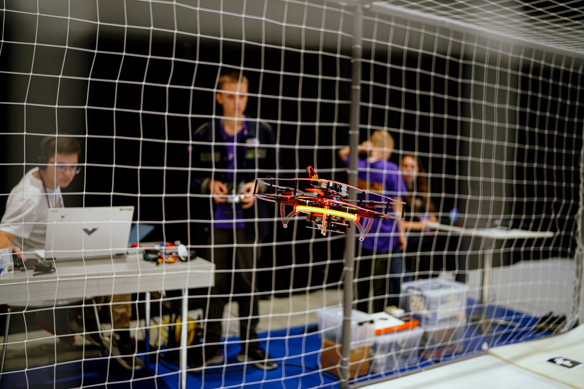 Технопром 2024. #фотокаквкино | Фотографирую людей