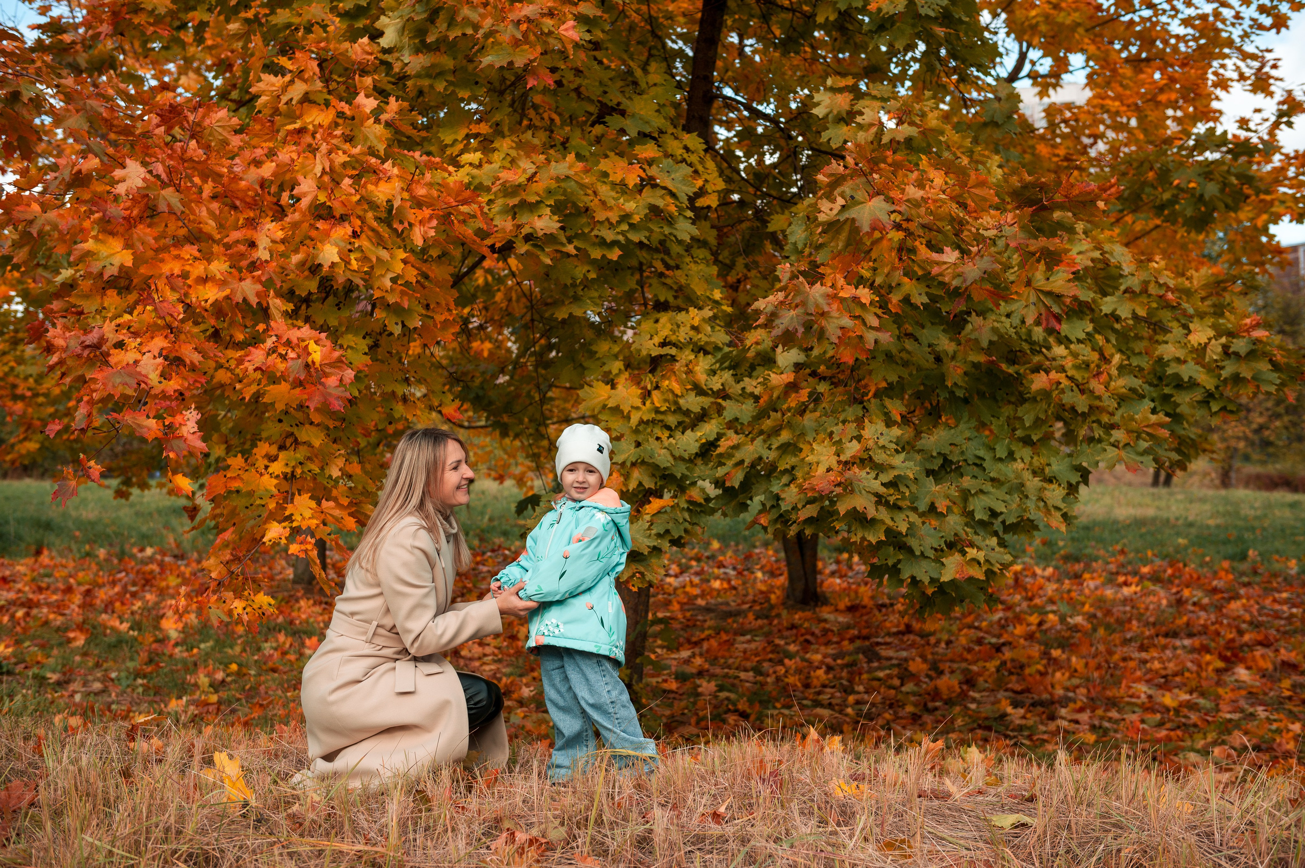 Осенняя фотосессия для Маргариты и Вари. Фотосессии в Москве, женский и семейный фотограф Юлия Михайленко