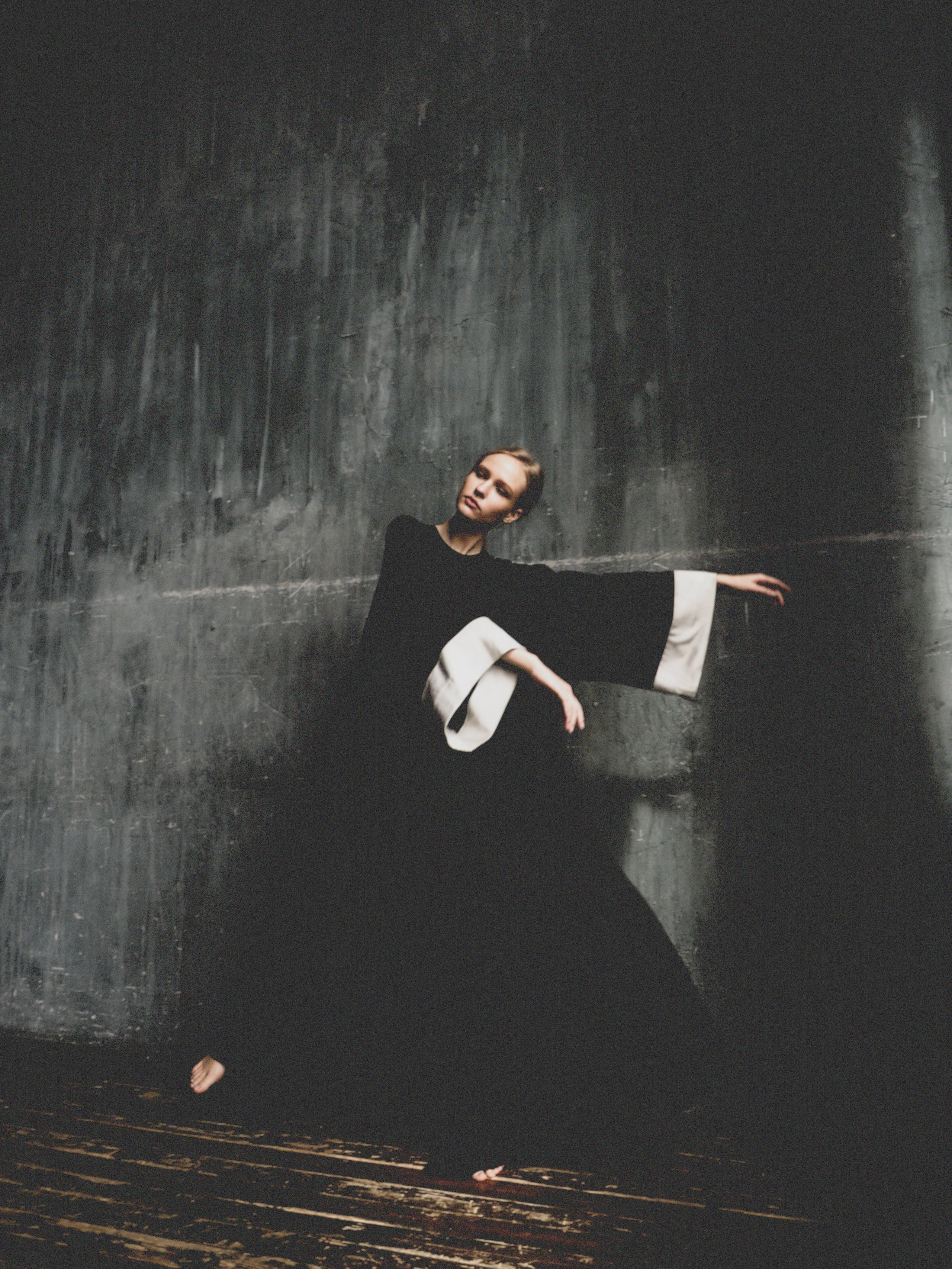 ПОРТРЕТ. ОЛЬГА РЭД: ВЫВОЖУ ЛИЧНОСТИ В МАСШТАБ | Лайф-коуч, Маркетолог и Арт-фотограф | Москва