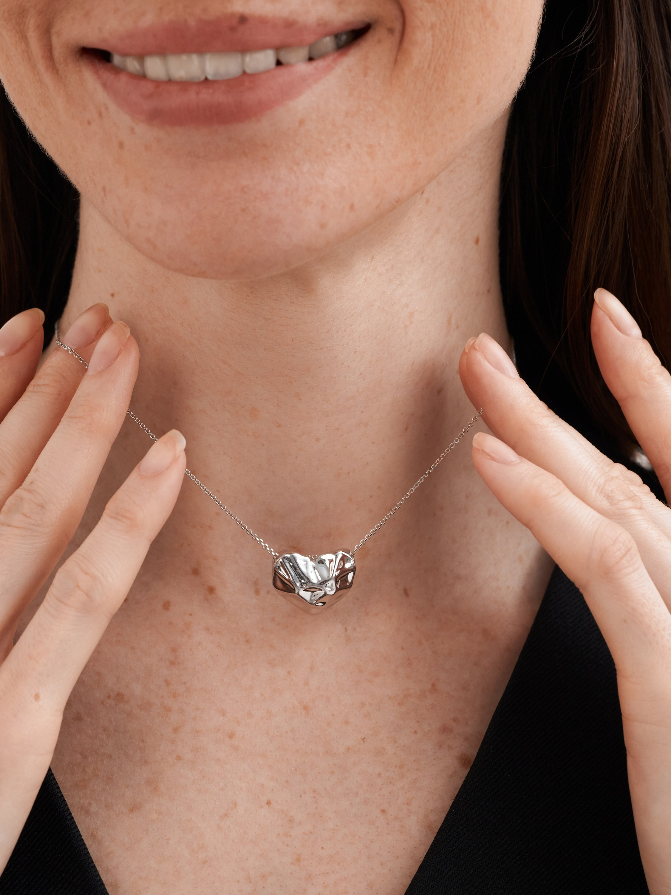 Фотосъемка ювелирных украшений Екатеринбург бижутерия Wildberries ВБ Ozon Озон предметная съемка Екб заказать цена фотосъемка товара WB. Фотограф Екатеринбург Анастасия Жерновская | Маркетплейсы и нейрофото