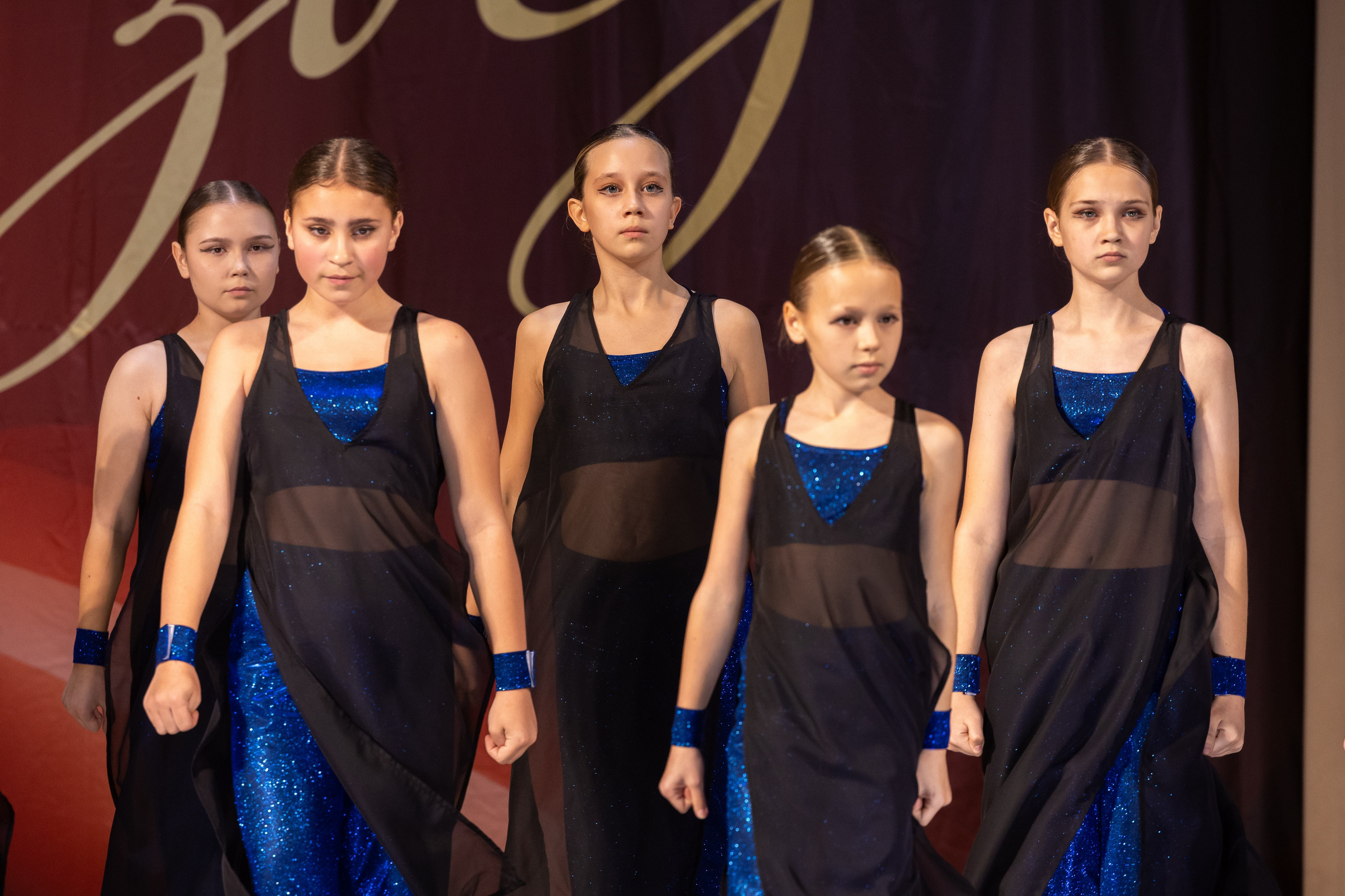 9 ноября, танцевальные номера, г. Волгоград. Золотое яблочко