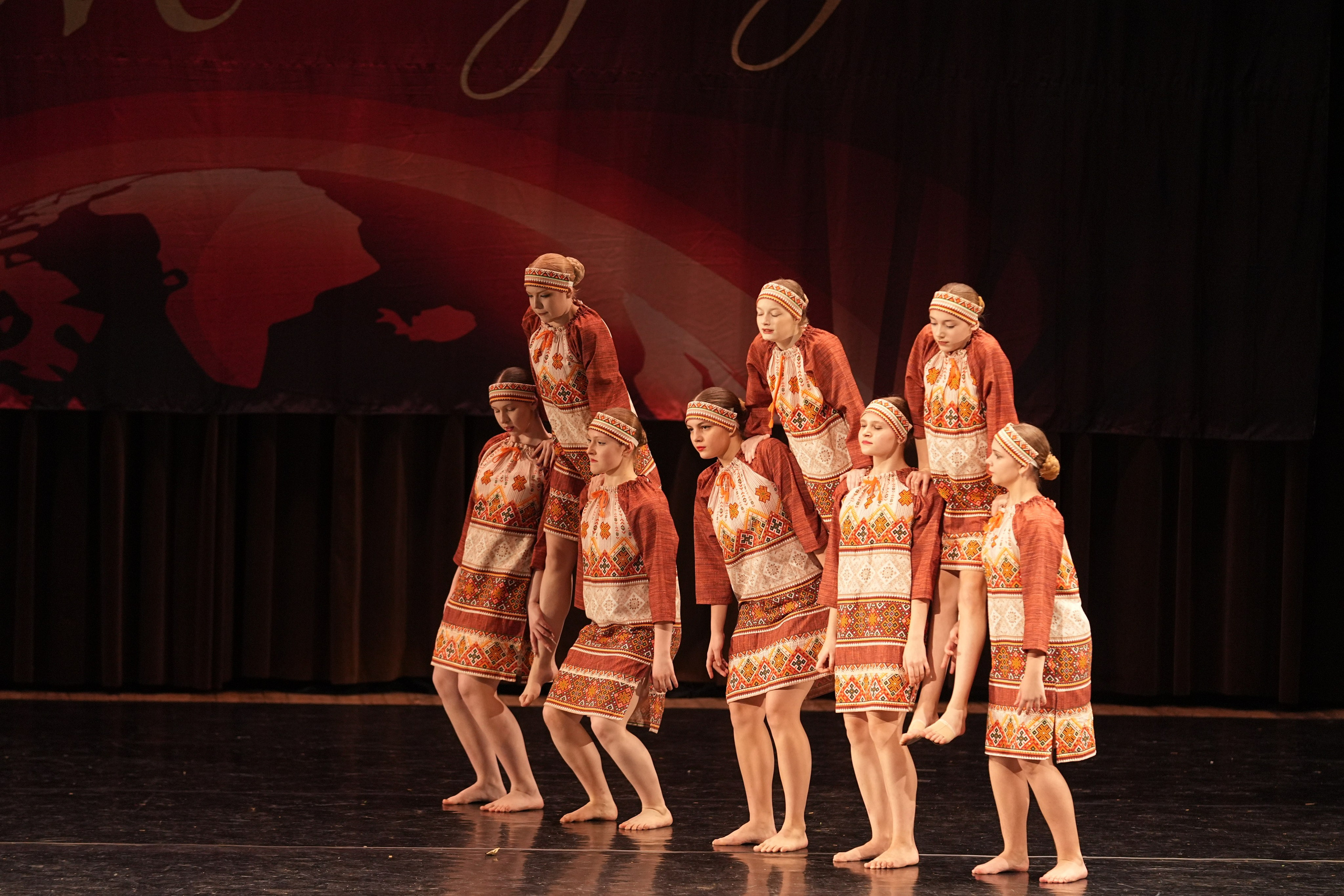 7 декабря, блок 3, г. Москва. Золотое яблочко