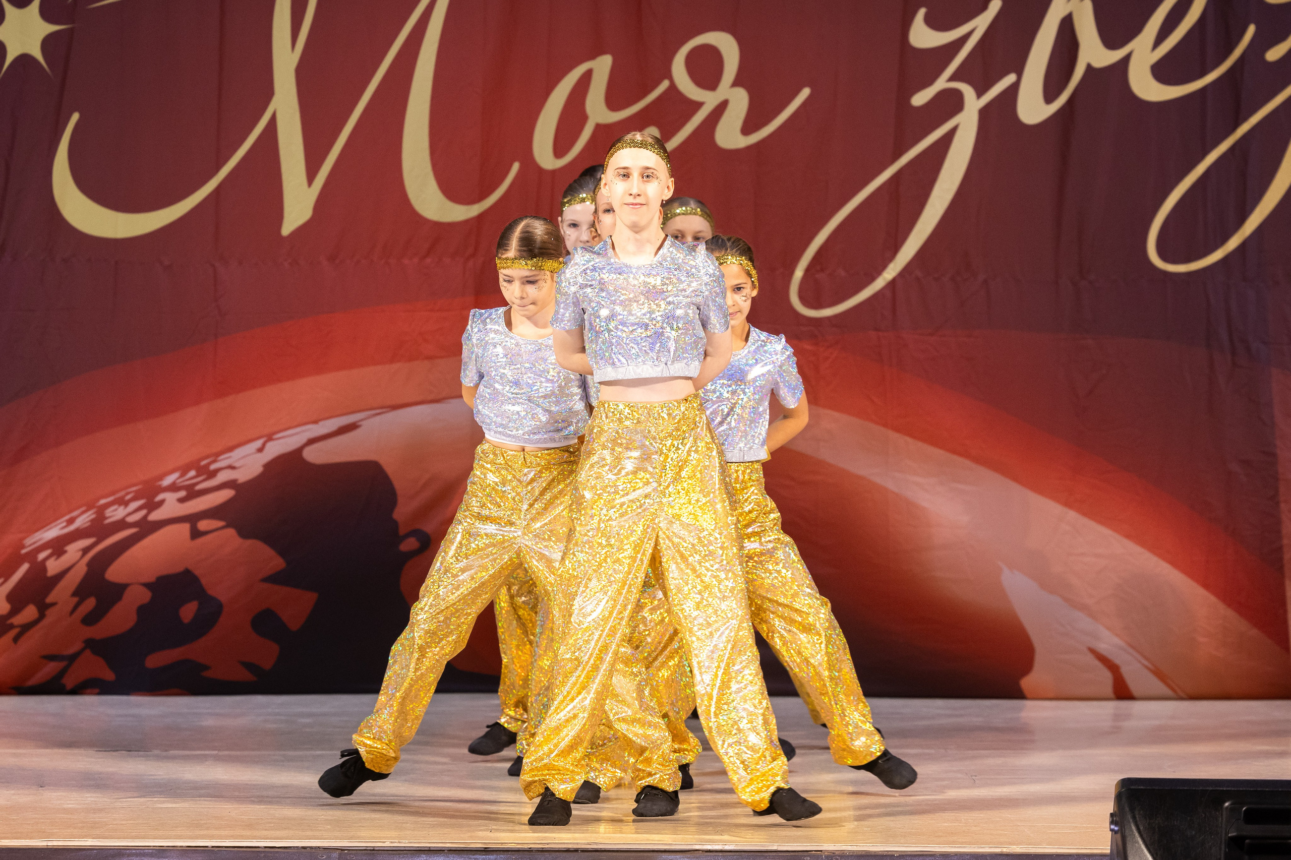 9 ноября, танцевальные номера, г. Волгоград. Золотое яблочко