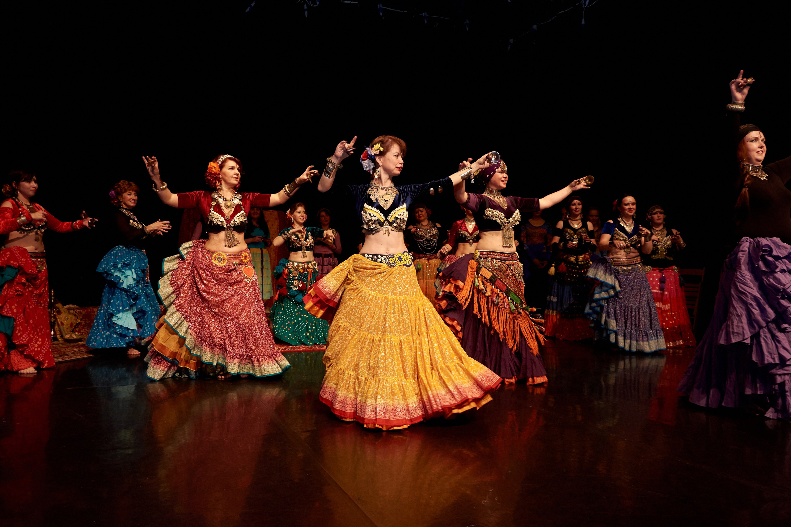 Город танцующего народа. Ольга Чёкотова (Фотограф Кострома)