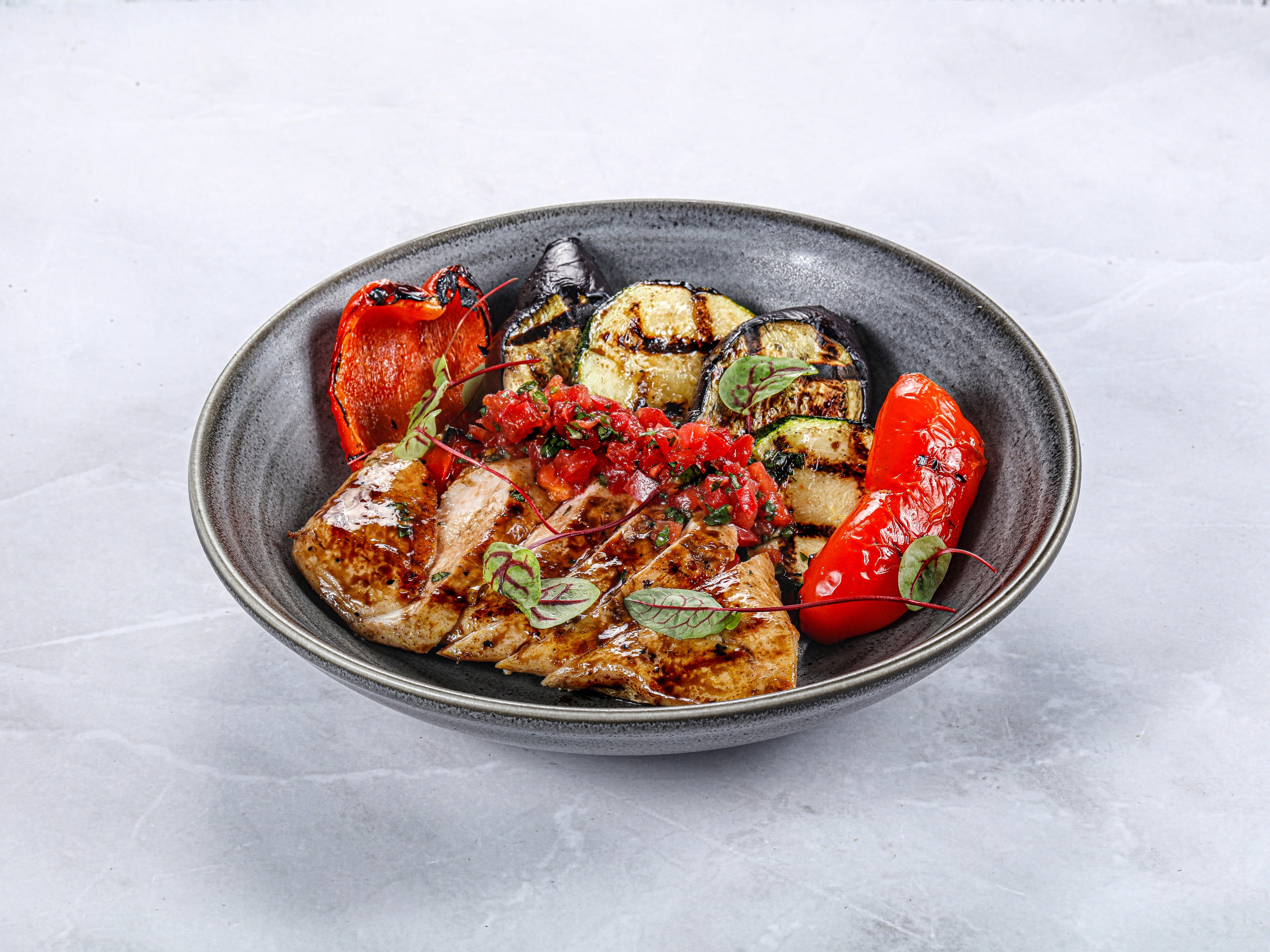 Фотосъемка блюд европейской кухни. Заказ по тел.: +7 (906) 006-90-22. Фуд-фотограф Андрей Старостин — съемка еды в Москве. 9000 руб. в час