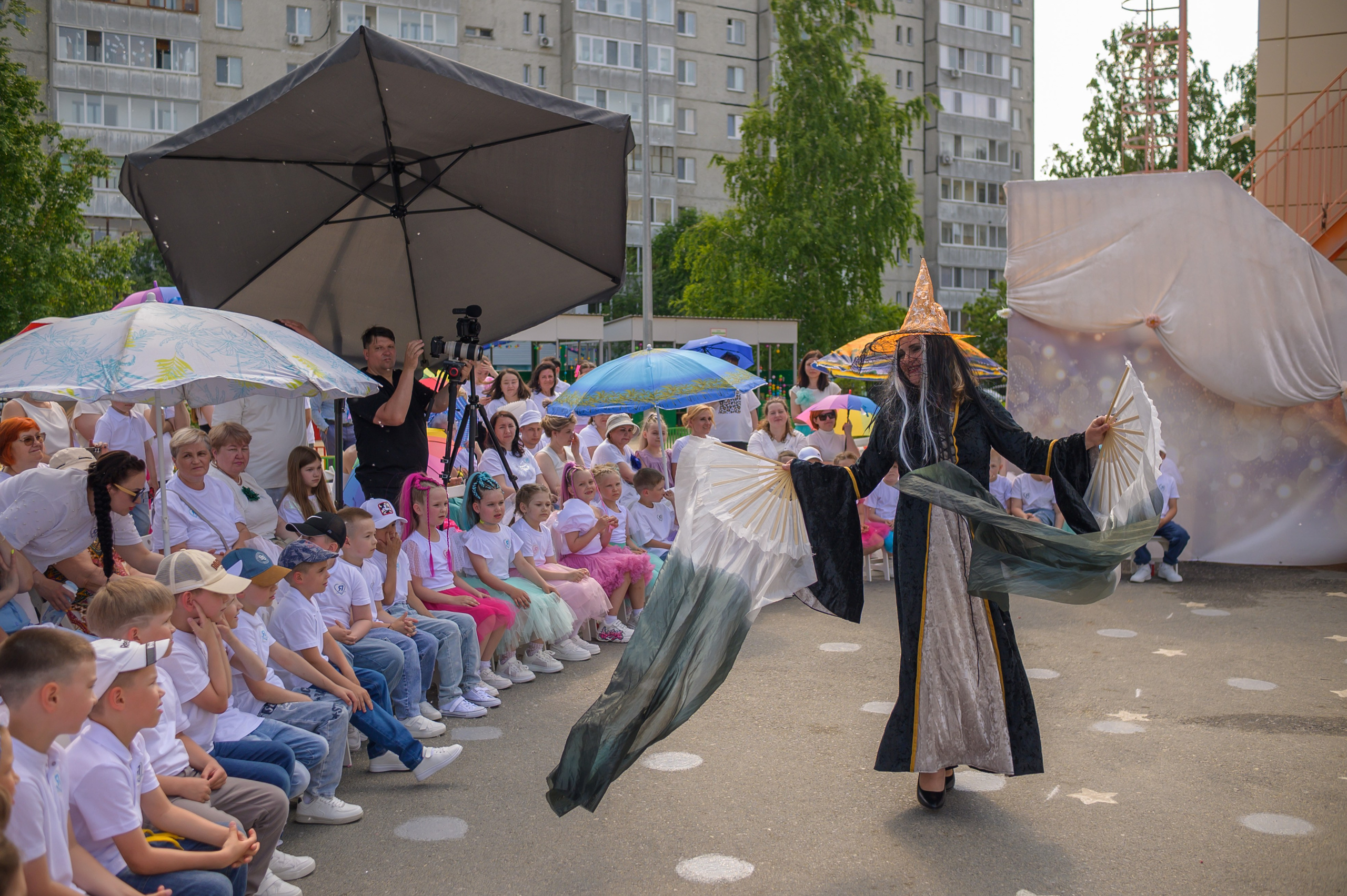 Репортаж выпускного группа «Фантазёры» 3 садик. Фотограф новорожденных, семейный детский в Тюмени Татьяна Морозова