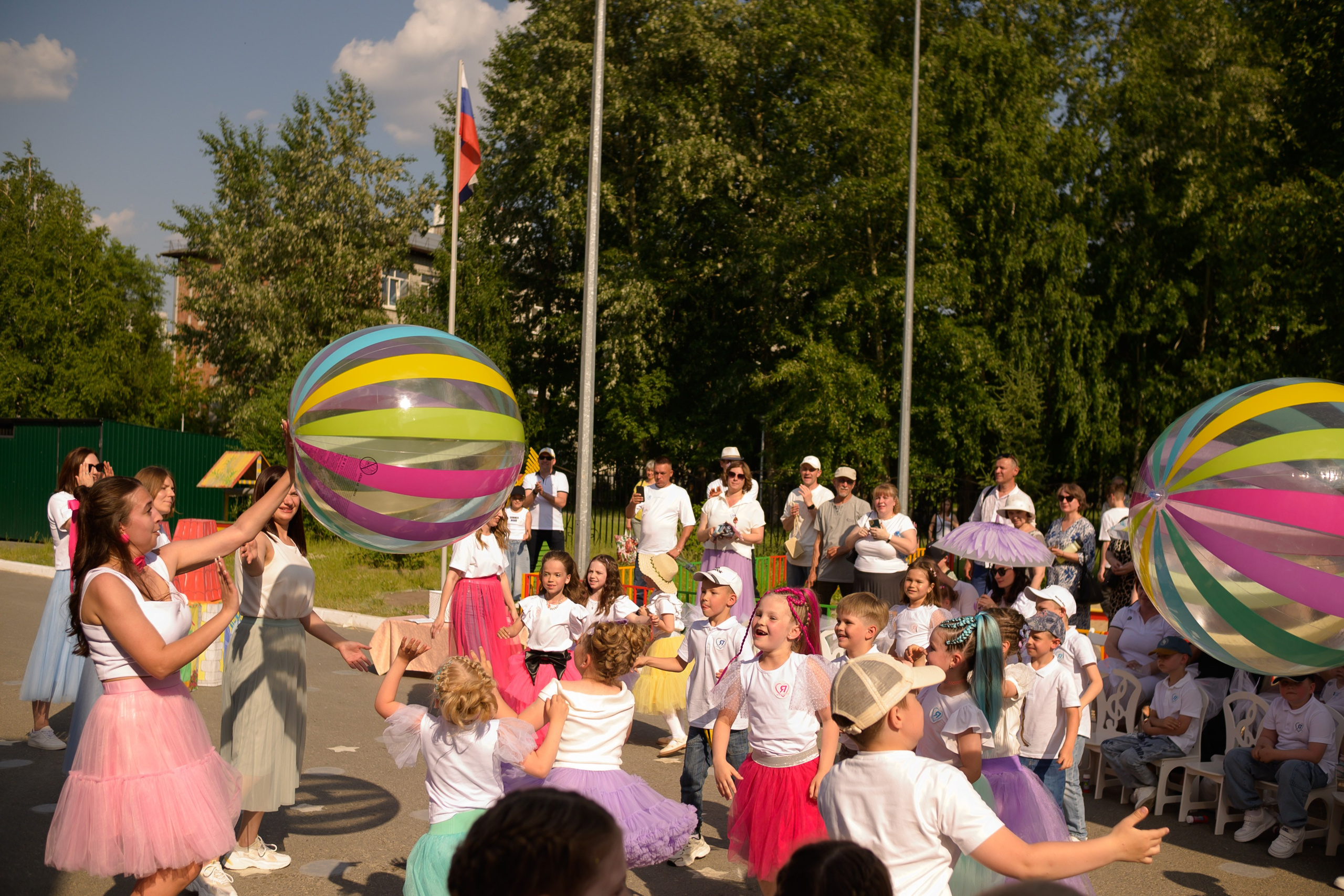 Репортаж выпускного группа «Фантазёры» 3 садик. Фотограф новорожденных, семейный детский в Тюмени Татьяна Морозова