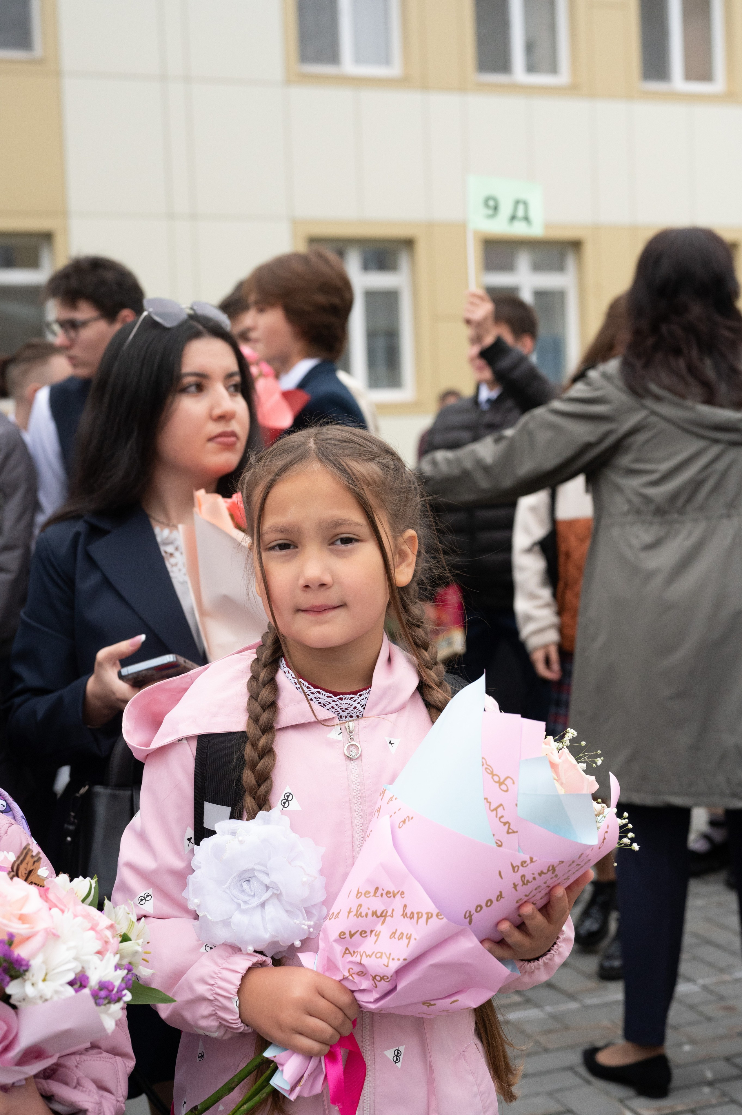 1 сентября 1 К 16 гимназия репортаж, линейка +в классе. Фотограф новорожденных, семейный детский в Тюмени Татьяна Морозова