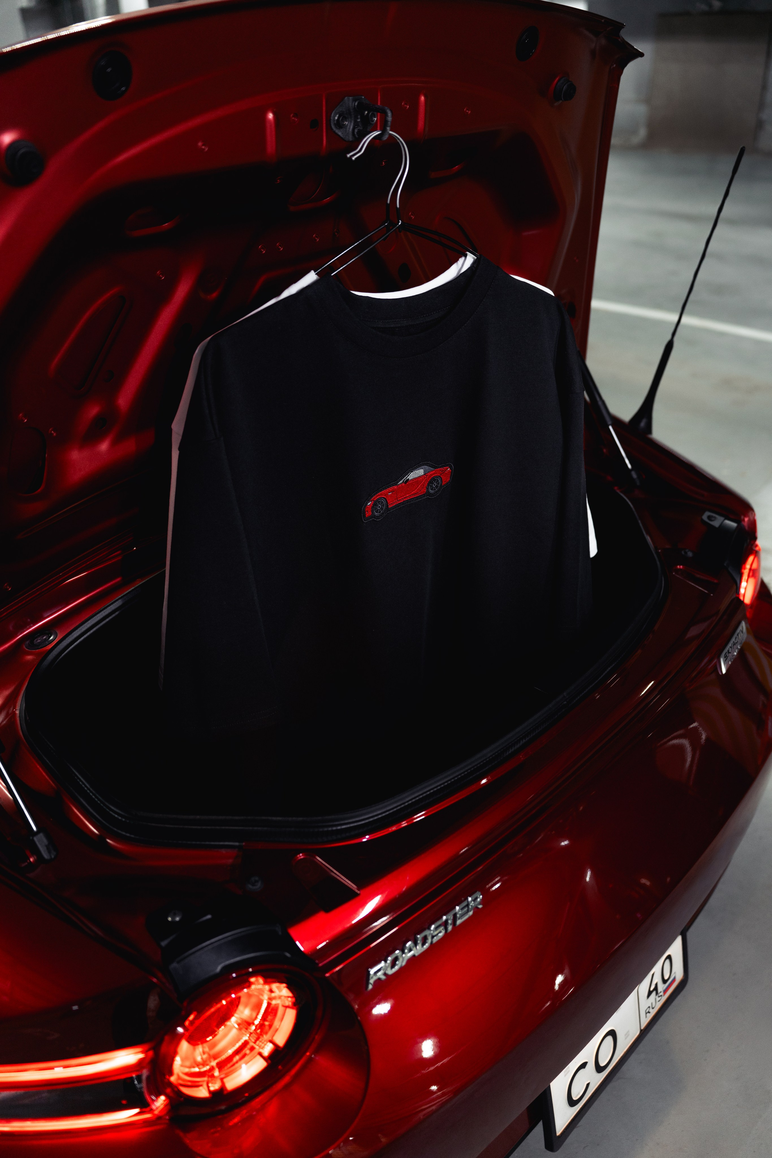 Фотографии футболок Cotton Cars и Mazda MX-5