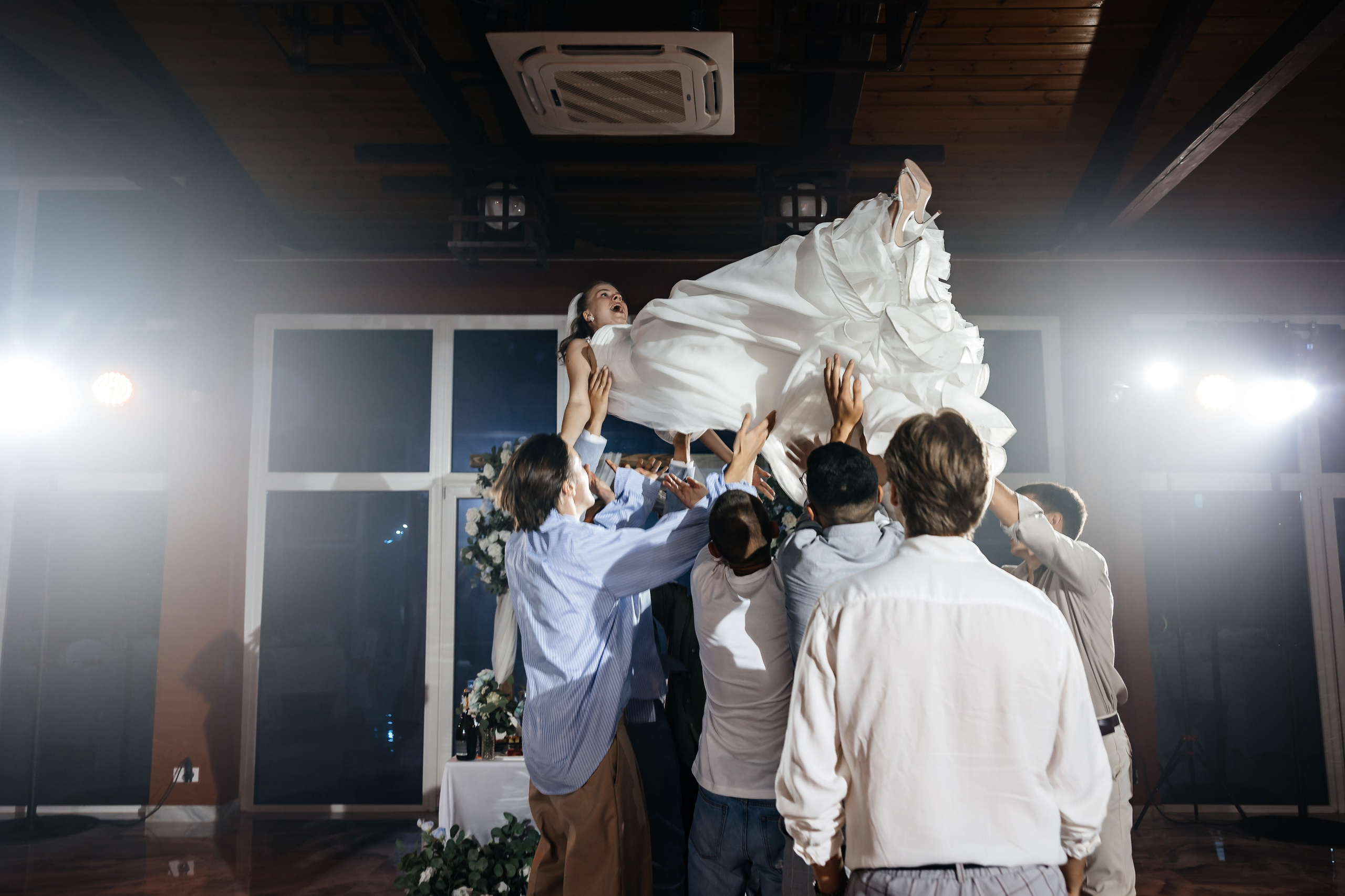 Анонс свадьбы Юлии и Александра. Свадебный фотограф в Крыму и Севастополе Ольга Баскакова