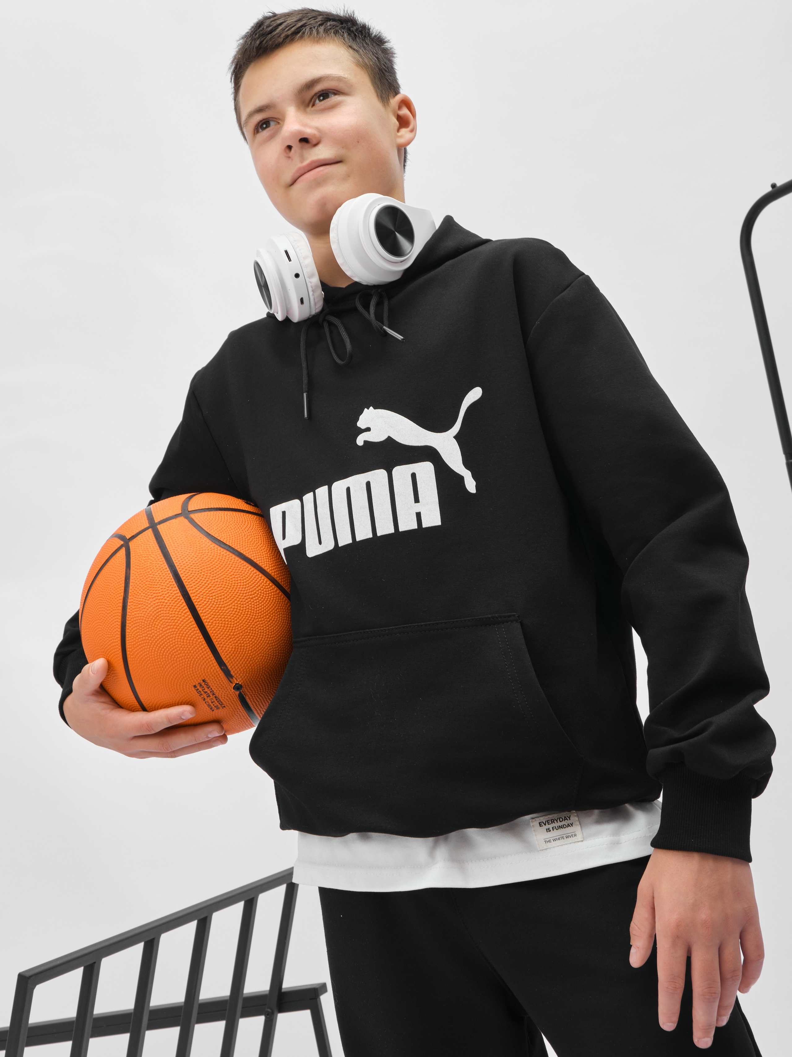 Детская одежда. Фотостудия для Wildberries Ozon