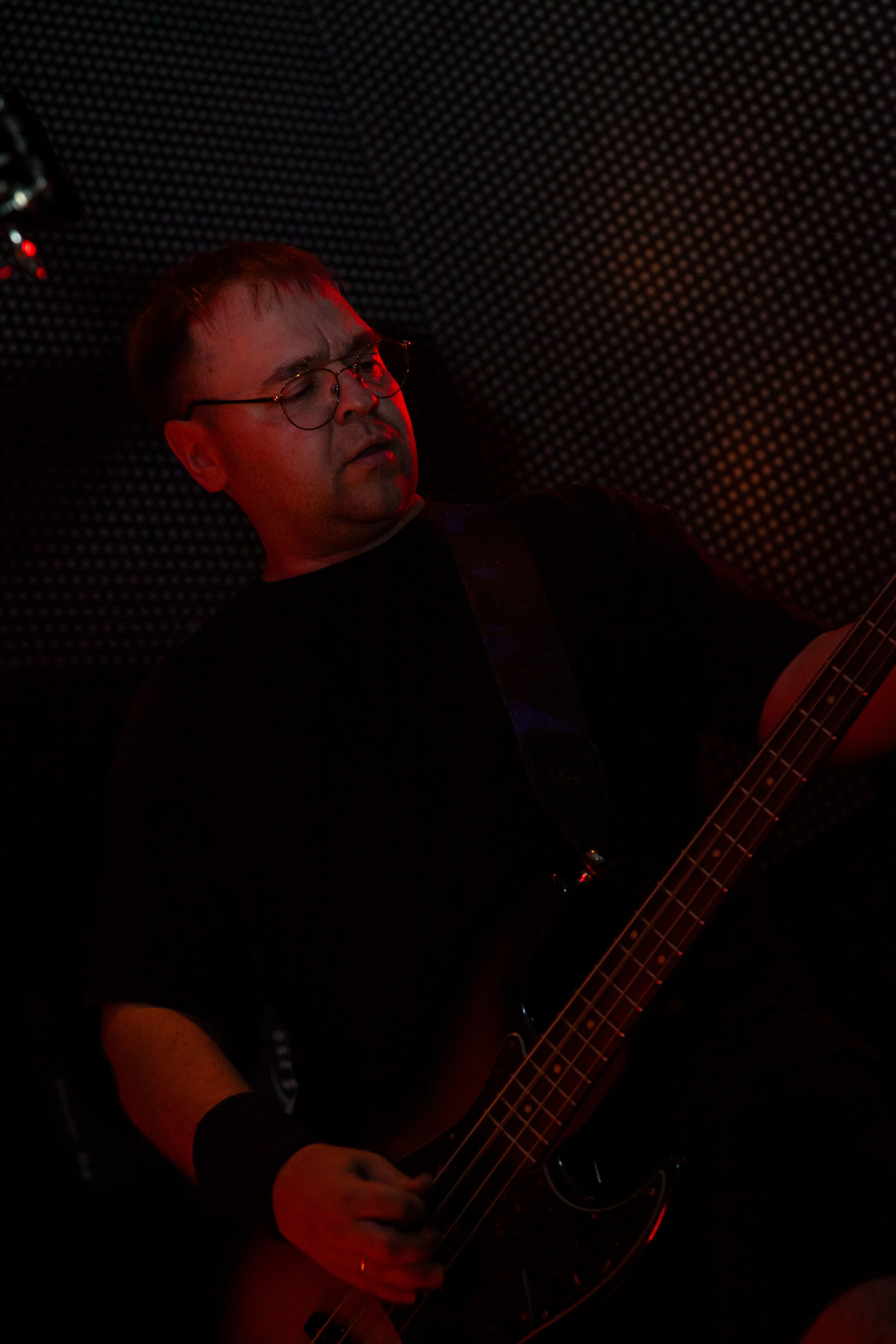 Рок-концерт. Reborn.19.09.25. Профессиональное фото в Казани: от идеи до результата. Фотограф Яна Мур