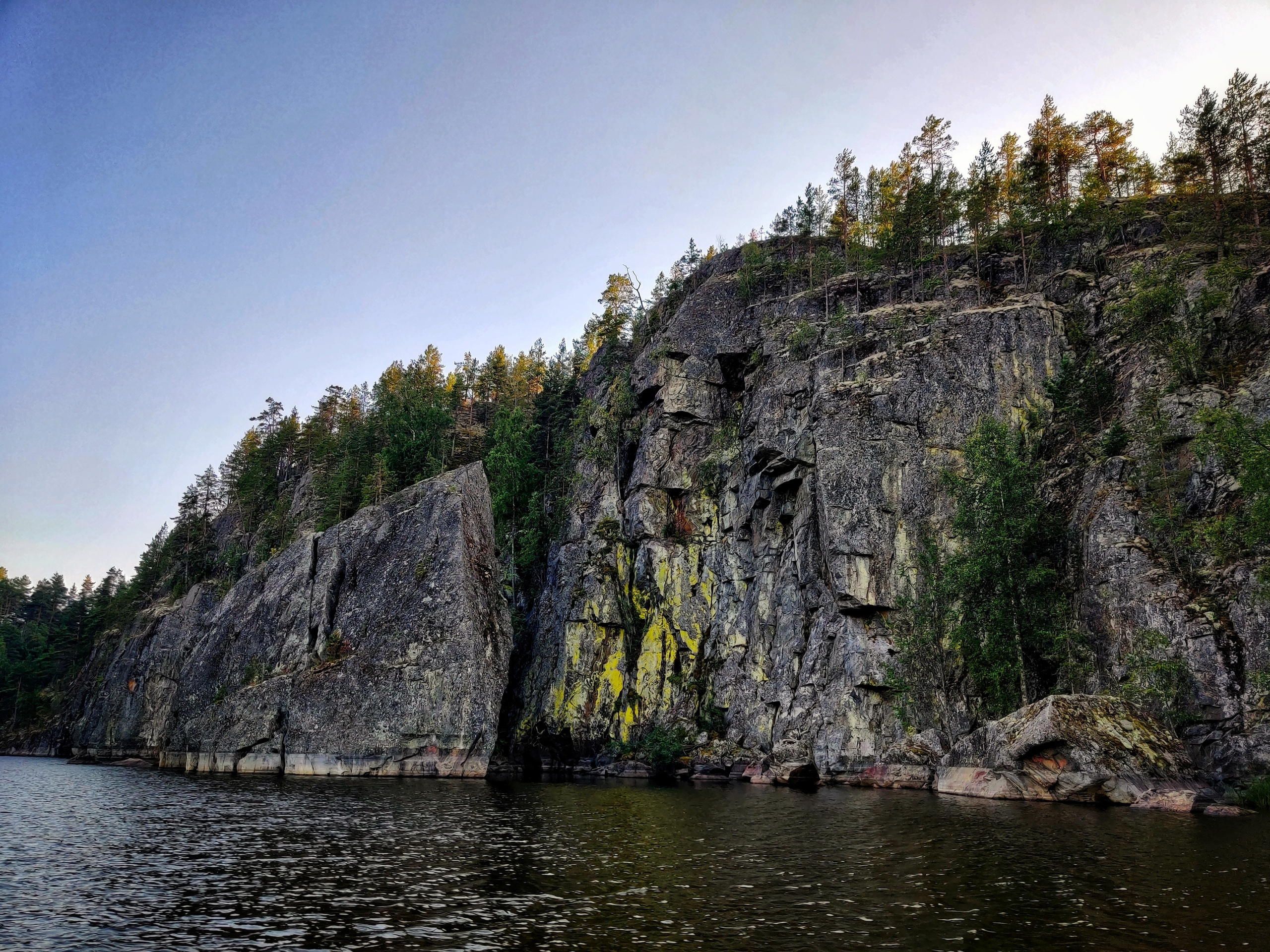 Путешествие по Карелии: Ладожские шхеры, закаты и дикая природа | Летние фото в августе