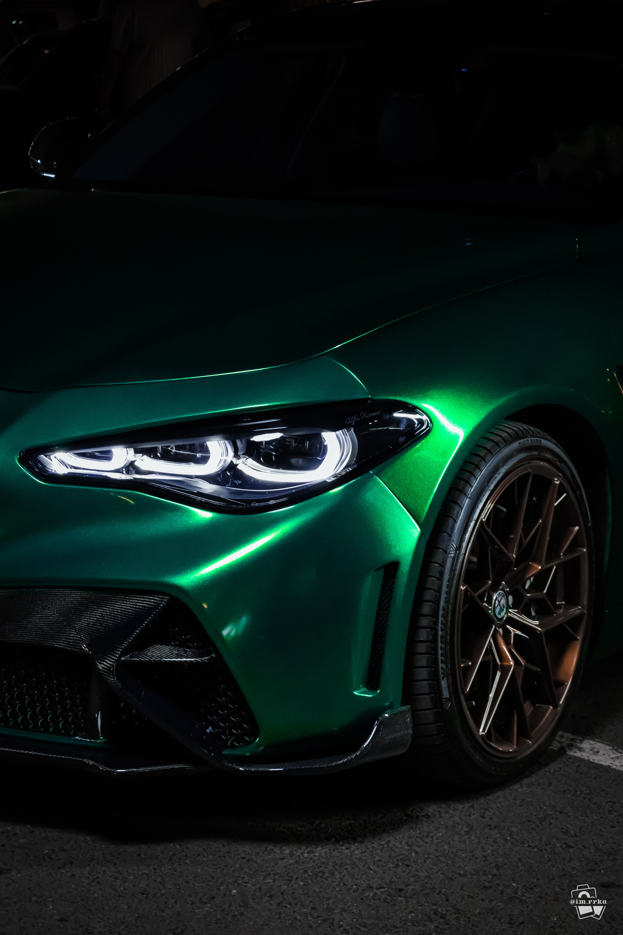 Короткая фотосессия. Alfa Romeo. Ирина Санрайз — Автомобильный фотограф в Москве