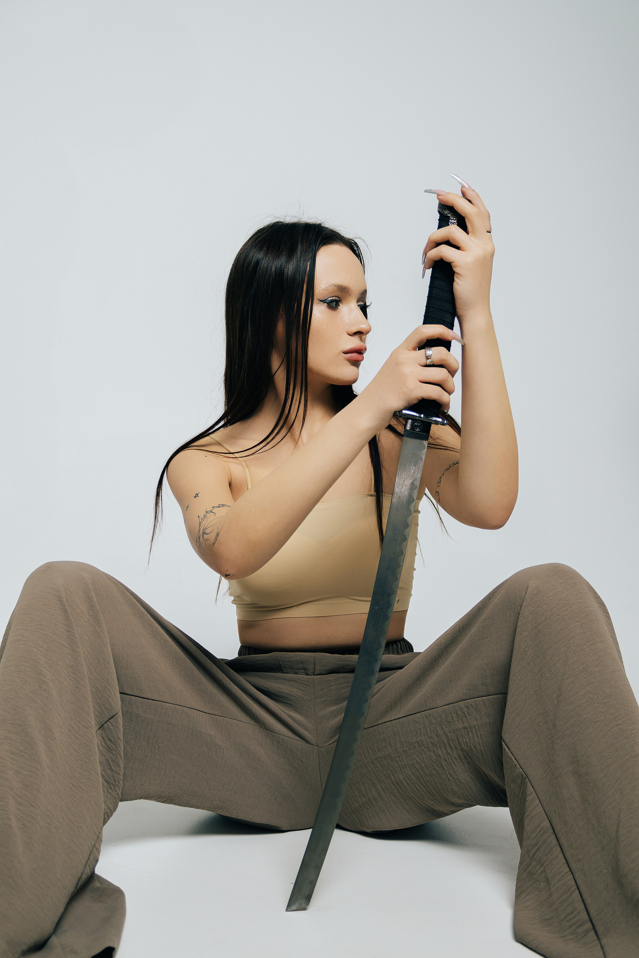 Красивая фотосессия Артура и Лилии в Ростове на Дону. Мужской и женский фотограф в Ростове на Дону. Женский портрет, эстетика красивой девушки