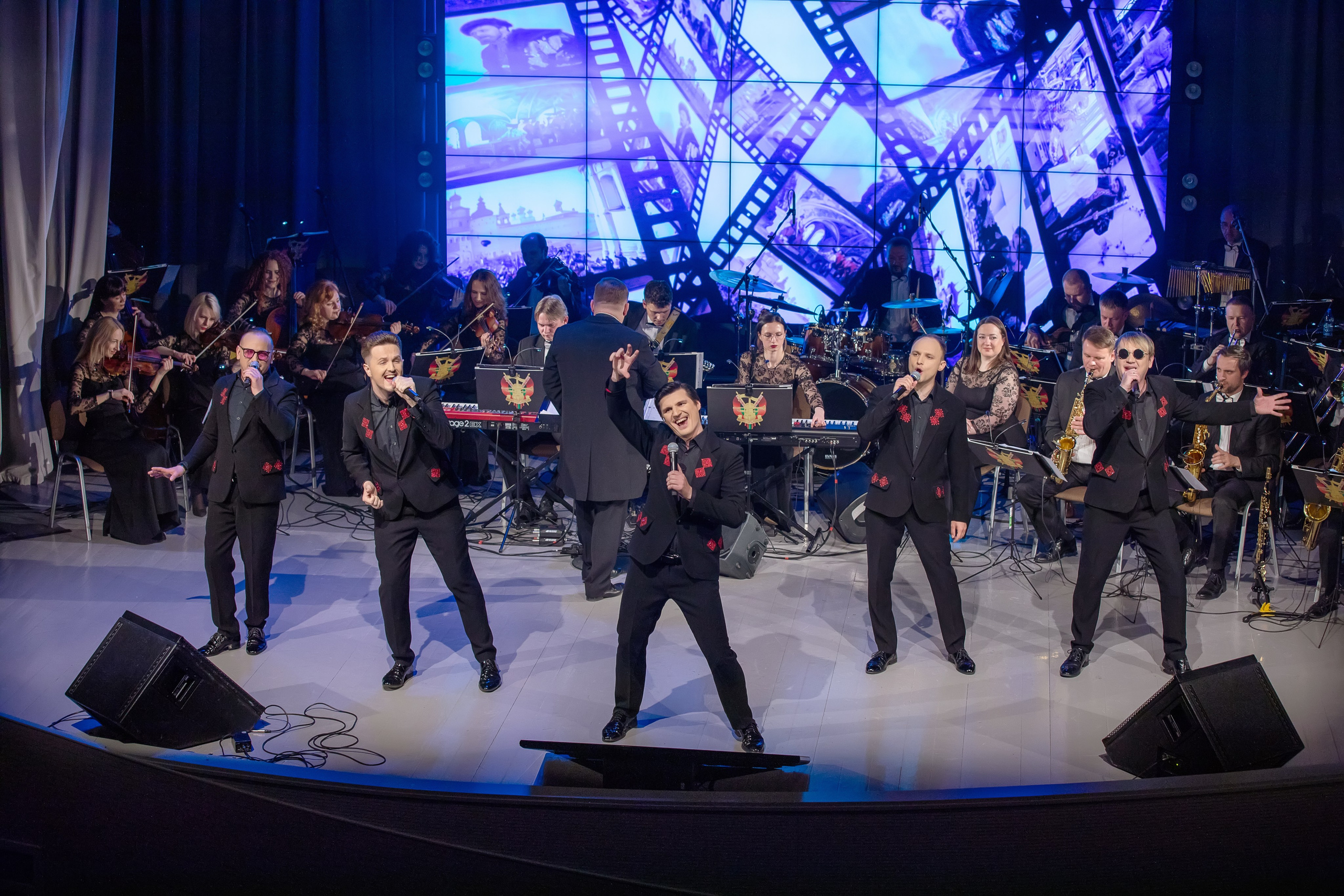 Земля под белыми крыльями. Москва. Жанна Бакунович, ваш профессиональный фотограф в Минске