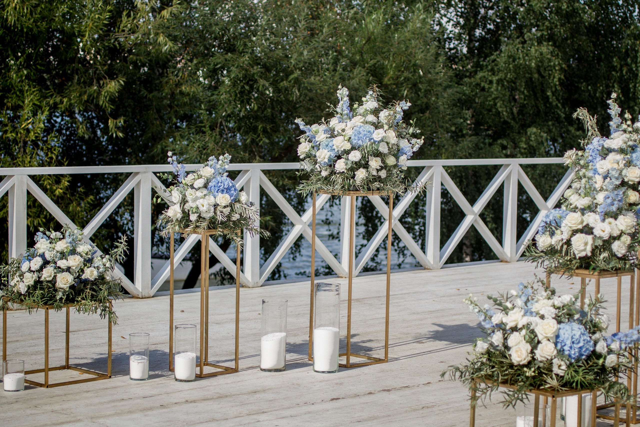 Оформление свадебной арки. Флорист Маргарита Гладкова