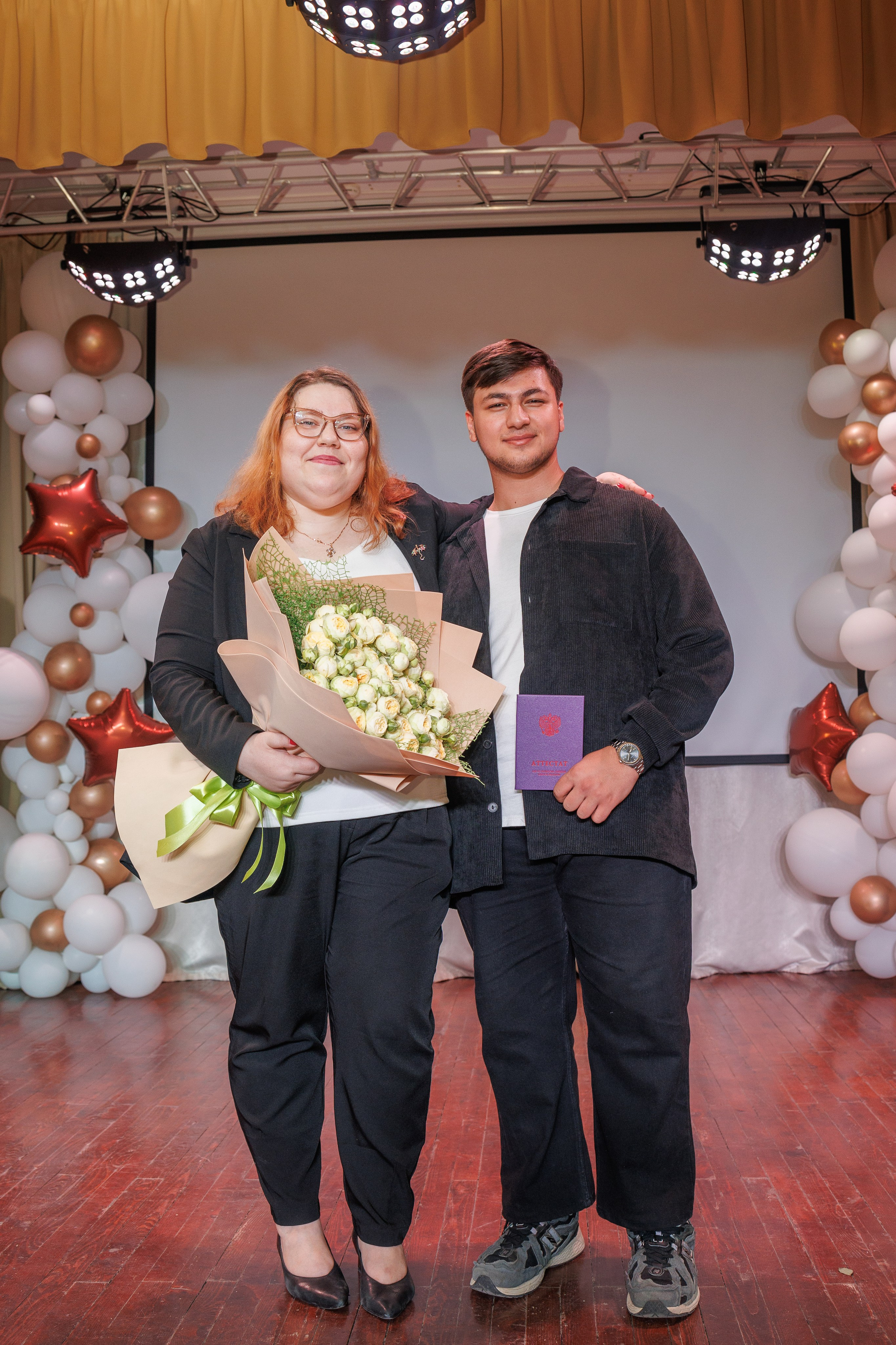 Вручение аттестатов. Свадебный и семейный фотограф в Новосибирске Ирина Дорошкова