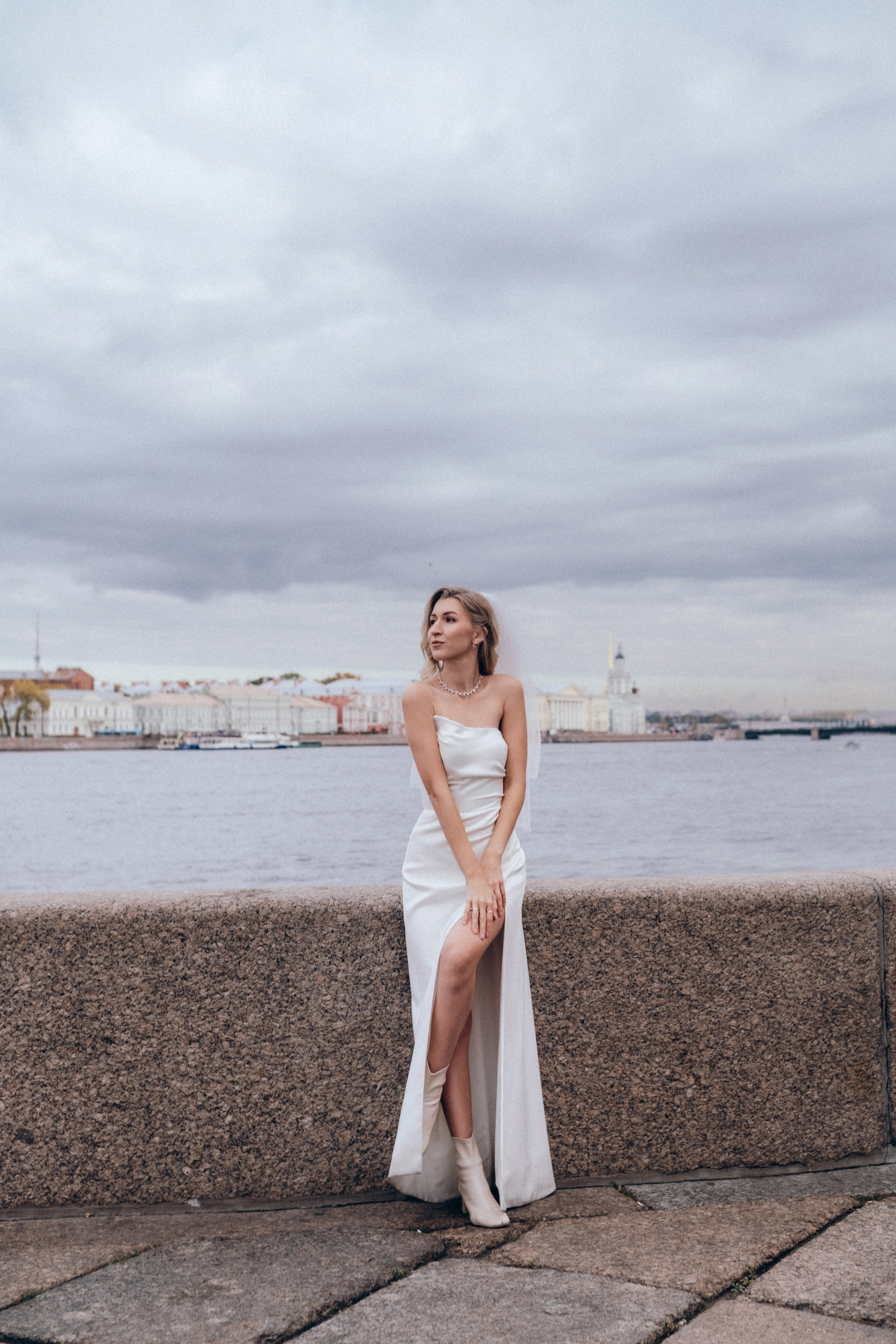 Дворец Бракосочетания № 1(дневная) +прогулка. Фотограф в Санкт-Петербурге Кристина Брянская