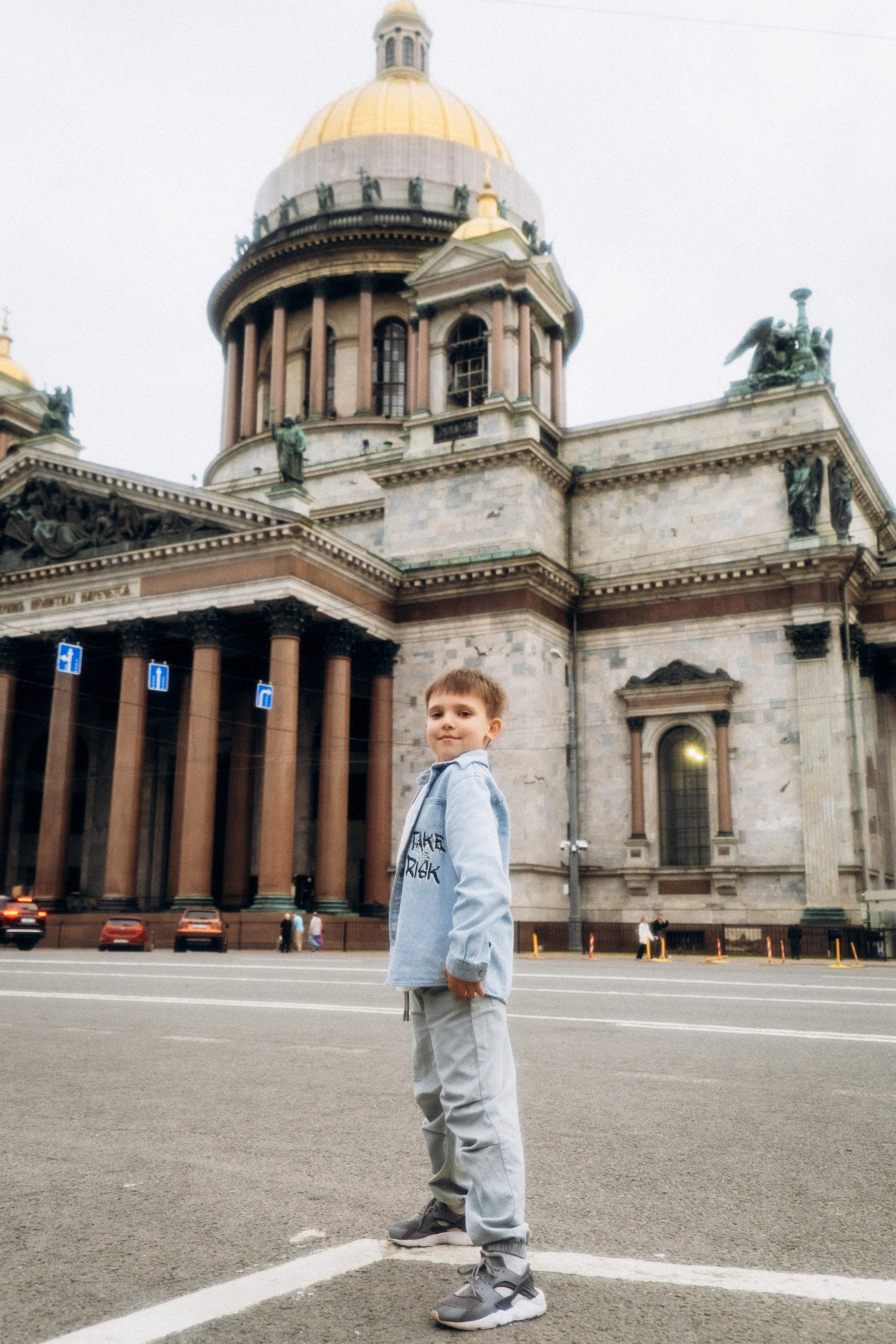 Семейная прогулочная фотосессия в Спб. Фотограф в Санкт-Петербурге Кристина Брянская