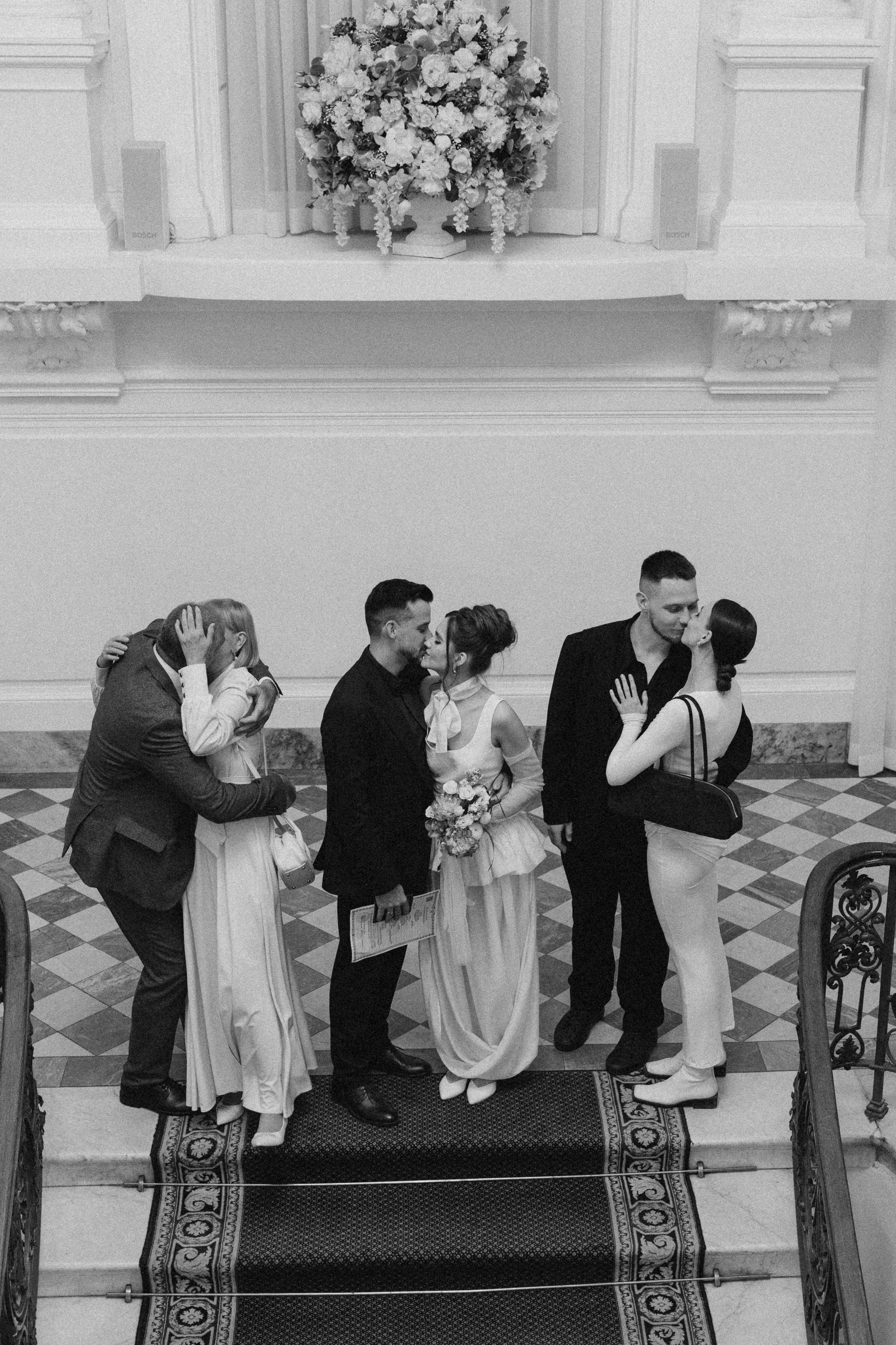 Все начинается с любви. Свадебный фотограф Таня Караисаева