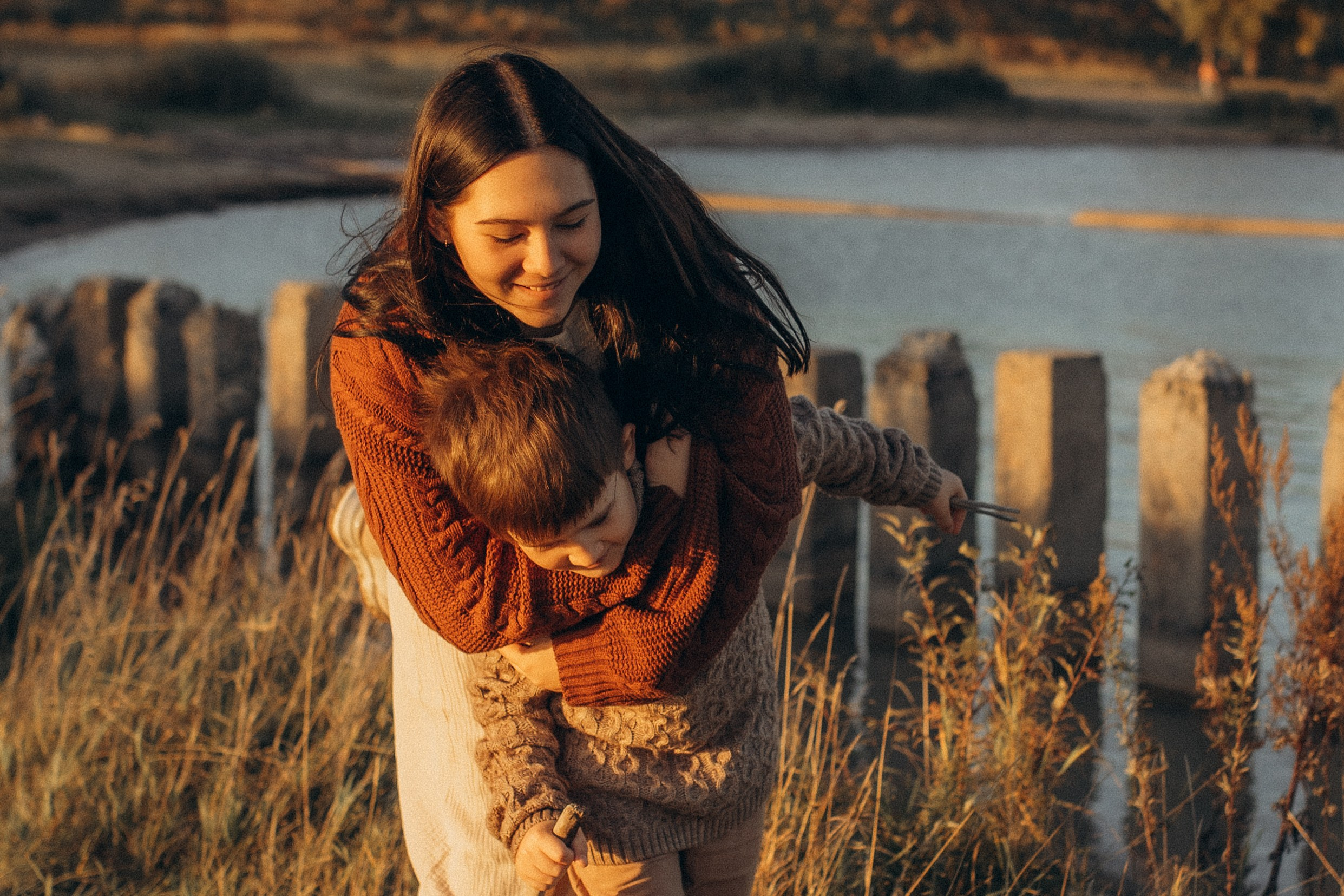 Юля, Милана, Тимур и Добби, осенняя история. Семейный фотограф lifestyle в Новосибирске Елена Шпилевая