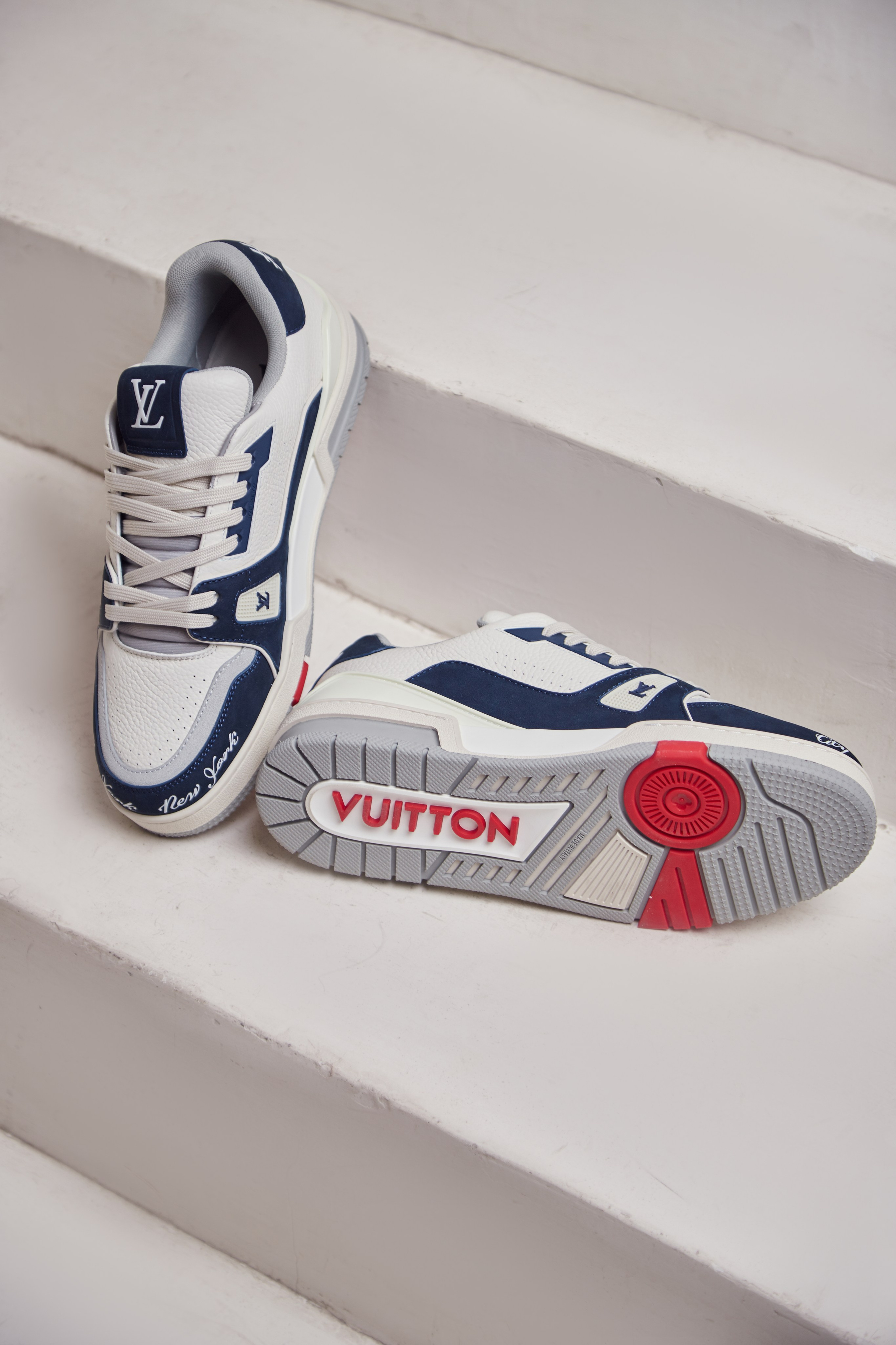 Магазин кроссовок PRICE POINT. Фоттéтика / фотоагентство в москве / фотограф москва