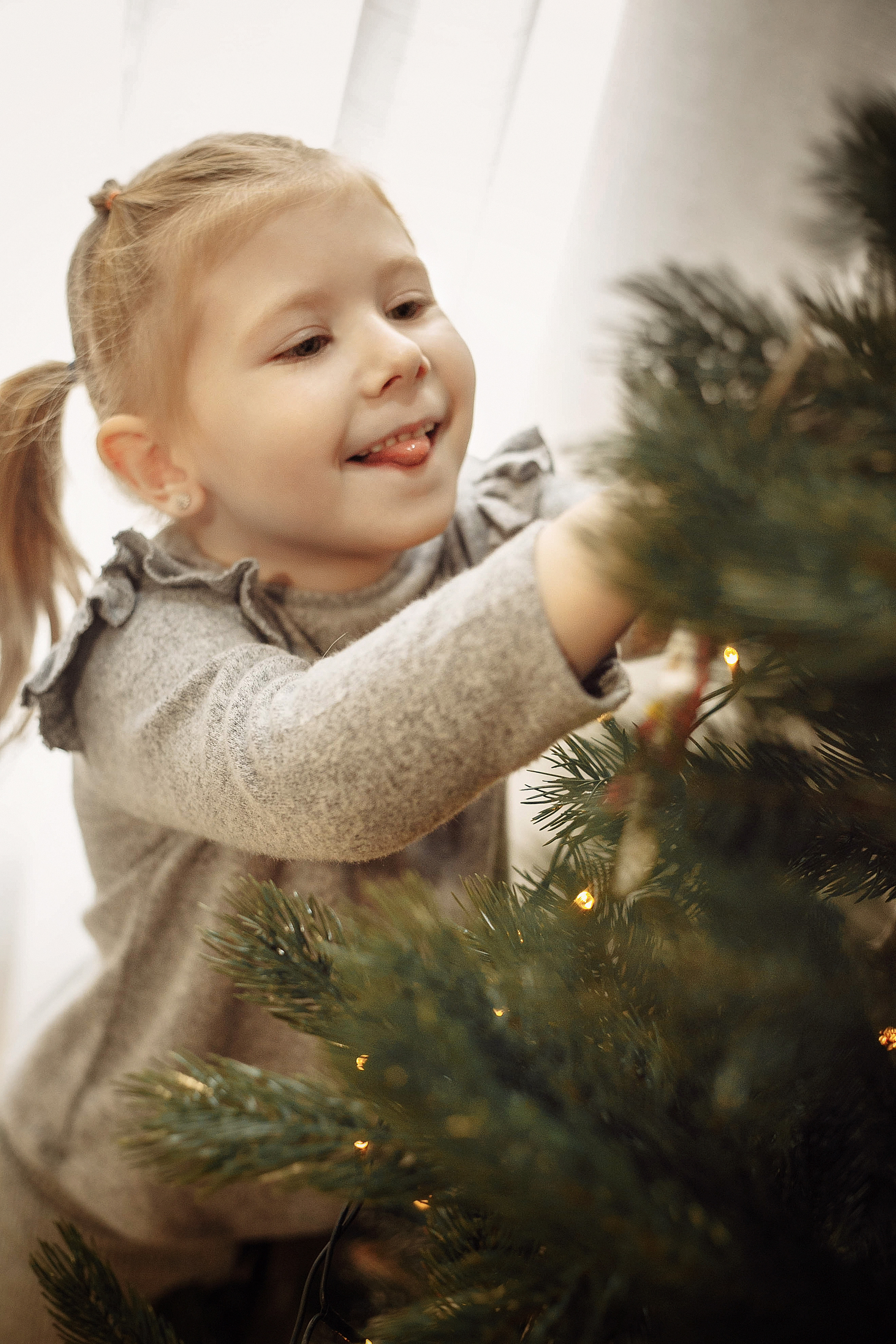 новогодняя фотосессия в Ростове, новогодняя фотосессия, новогодняя съемка, фотосессия дома, домашняя фотосессия, фотосессия с детьми, мама и дочки, мама и дочка, фотограф Ростов, семейный фотограф Ростов, семейный фотограф в Ростове, фотосессия Ростов, фотосессия в Ростове