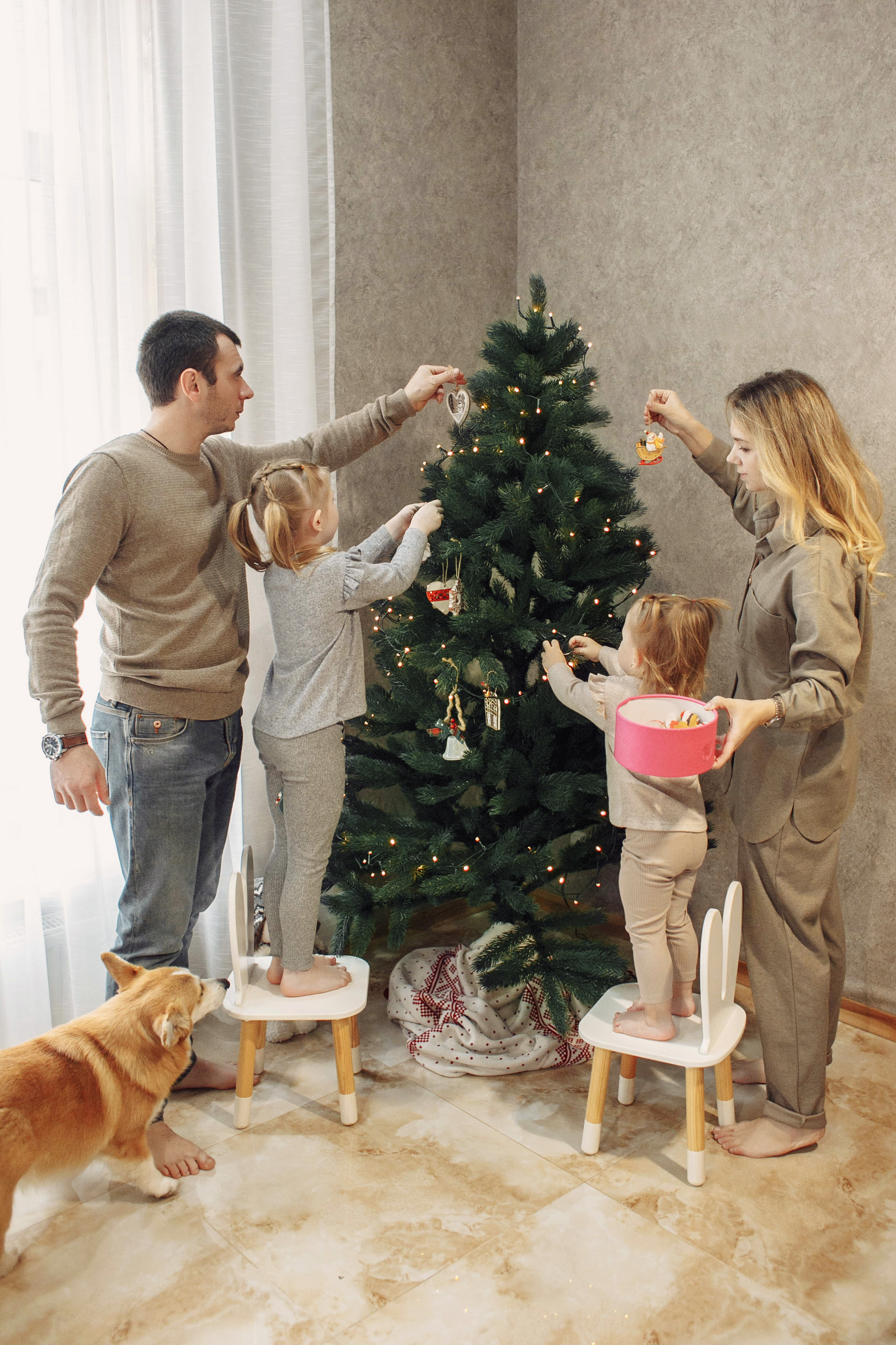 новогодняя фотосессия в Ростове, новогодняя фотосессия, новогодняя съемка, фотосессия дома, домашняя фотосессия, фотосессия с детьми, мама и дочки, мама и дочка, фотограф Ростов, семейный фотограф Ростов, семейный фотограф в Ростове, фотосессия Ростов, фотосессия в Ростове