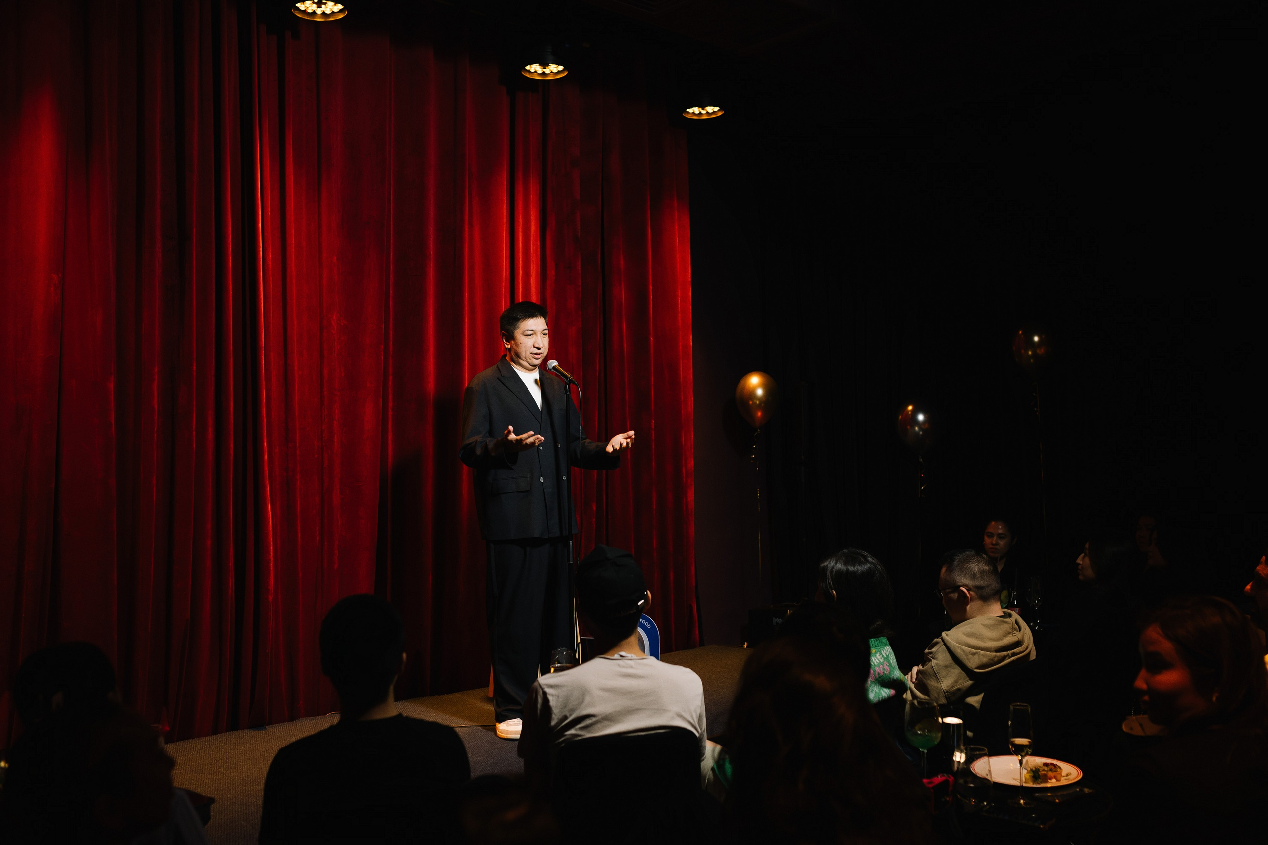 Открытие StandUp Bar «Carlin». Свадебный фотограф в Павлодаре и Астане