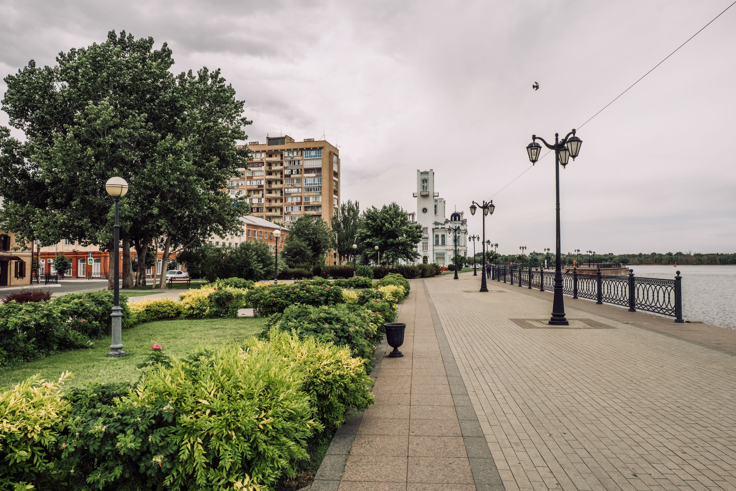 Набережная. Фотограф Анатолий Деникин