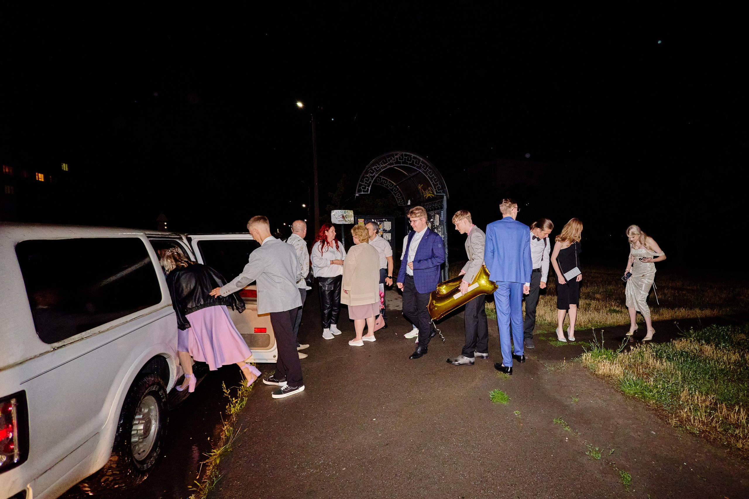 Выпускной 35 Сош. Фотограф Выпускные альбомы Таганрог Сергей Коробченко