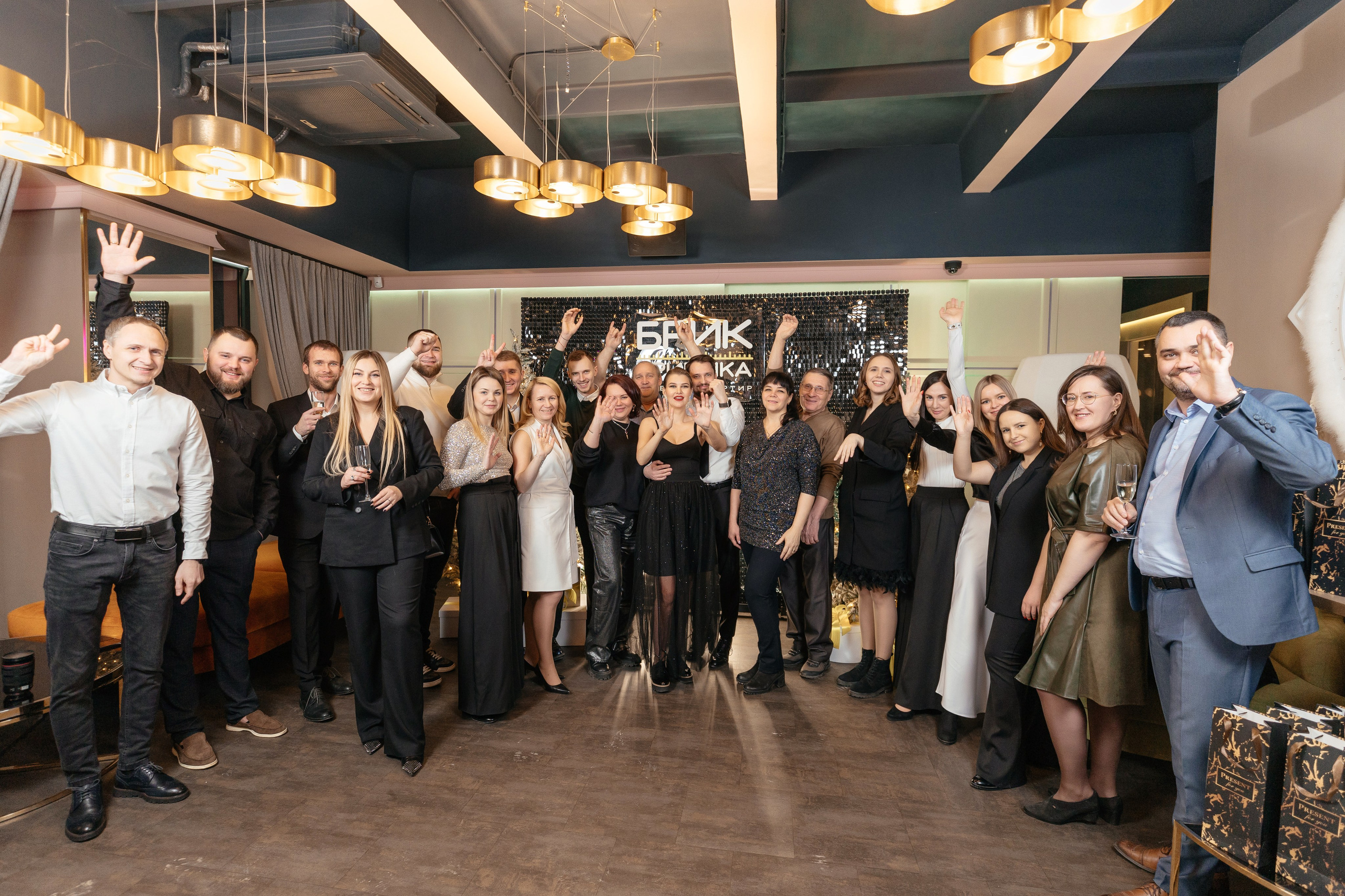 Новогодний корпоратив Брик приемка. Фотограф для бизнеса Константин Брусницын в Екатеринбурге