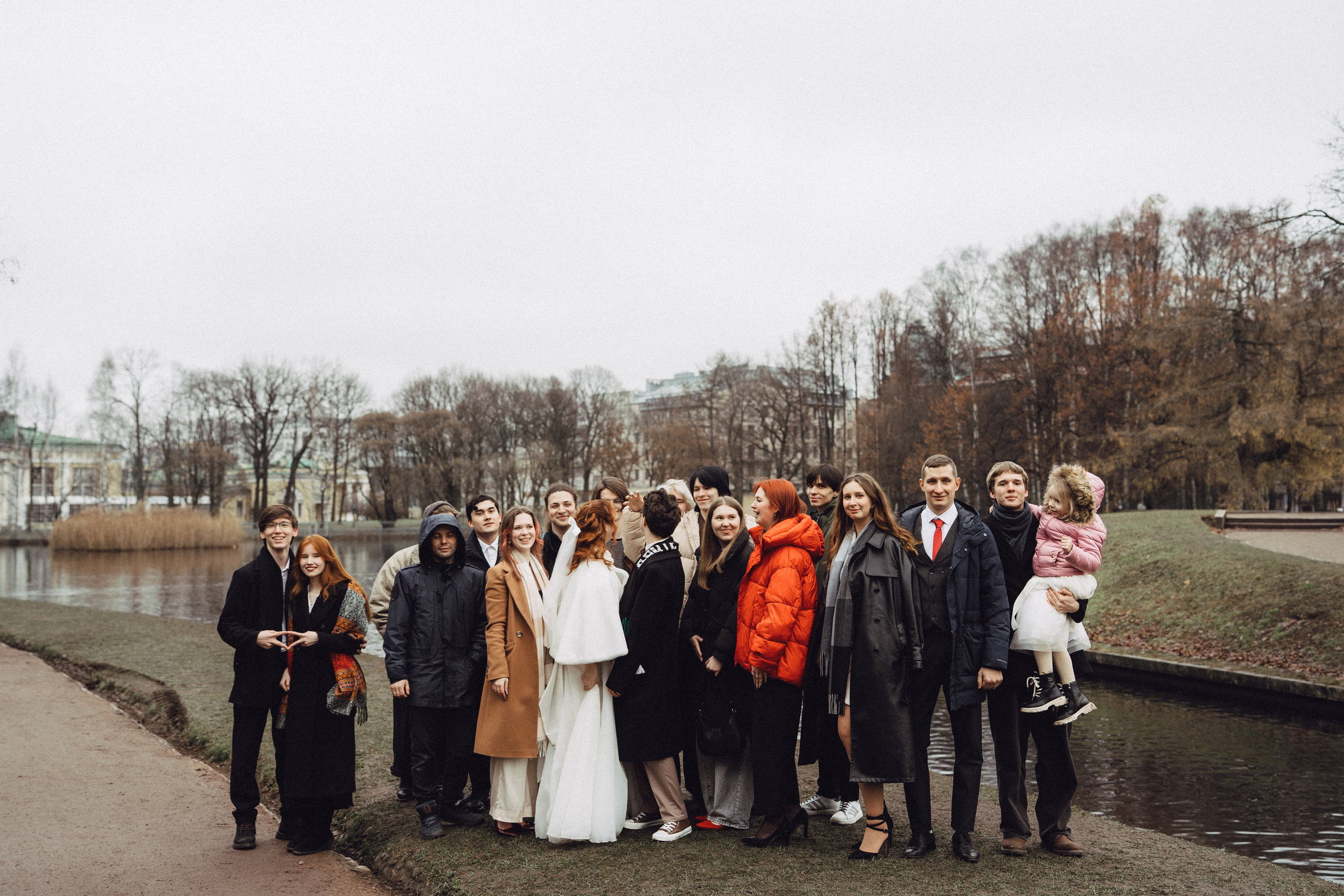 СВАДЕБНАЯ СЬЕМКА ВО ВТОРОМ ДВОРЦЕ С ГОСТЯМИ И ПРОГУЛКА В ТАВРИЧЕСКОМ САДУ. Профессиональный фотограф, Санкт-Петербург — Виктория Богомолова