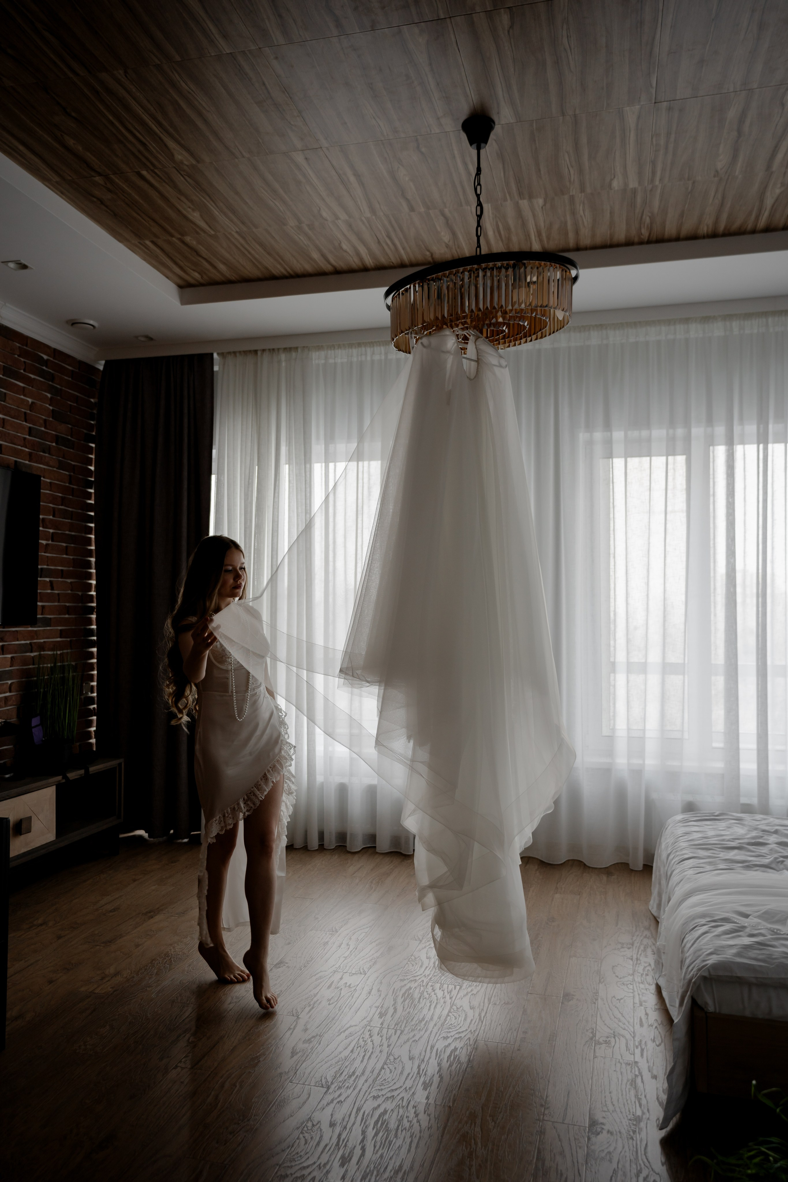 СВАДЕБНАЯ СЬЕМКА СБОРОВ В ОТЕЛЕ И ВЫЕЗД НА ЦЕРЕМОНИЮ (СНЯТО В СИБИРЕ В НИЖНЕВАРТОВСКЕ). Профессиональный фотограф, Санкт-Петербург — Виктория Богомолова