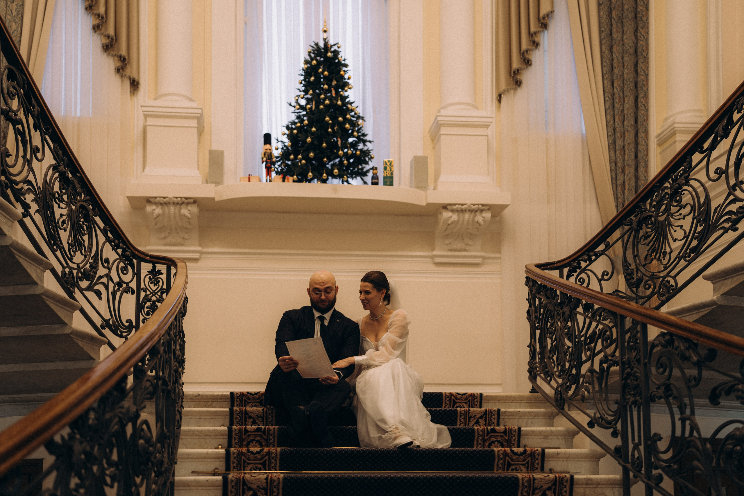СВАДЕБНАЯ СЬЕМКА ВО ВТОРОМ ДВОРЦЕ (ДЕКАБРЬ) ТАКЖЕ СЬЕМКА В СТУДИИ НА ЧЕРНЫШЕВСКОЙ. Профессиональный фотограф, Санкт-Петербург — Виктория Богомолова