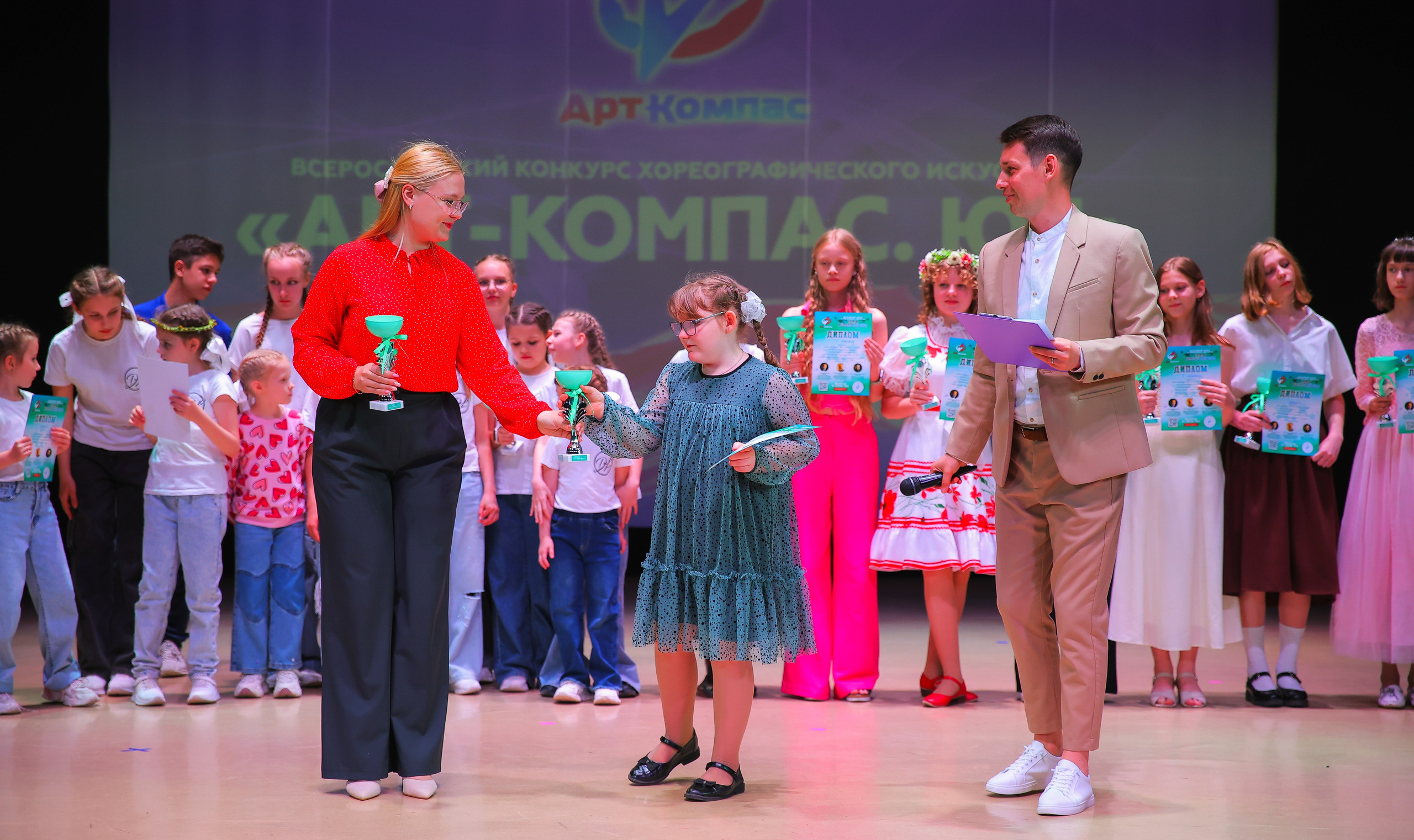 26.04.2025 Фестиваль хореографического искусства «АРТ-КОМПАС.ЮГ» г. Волгоград. Медиастудия Фото Концепт