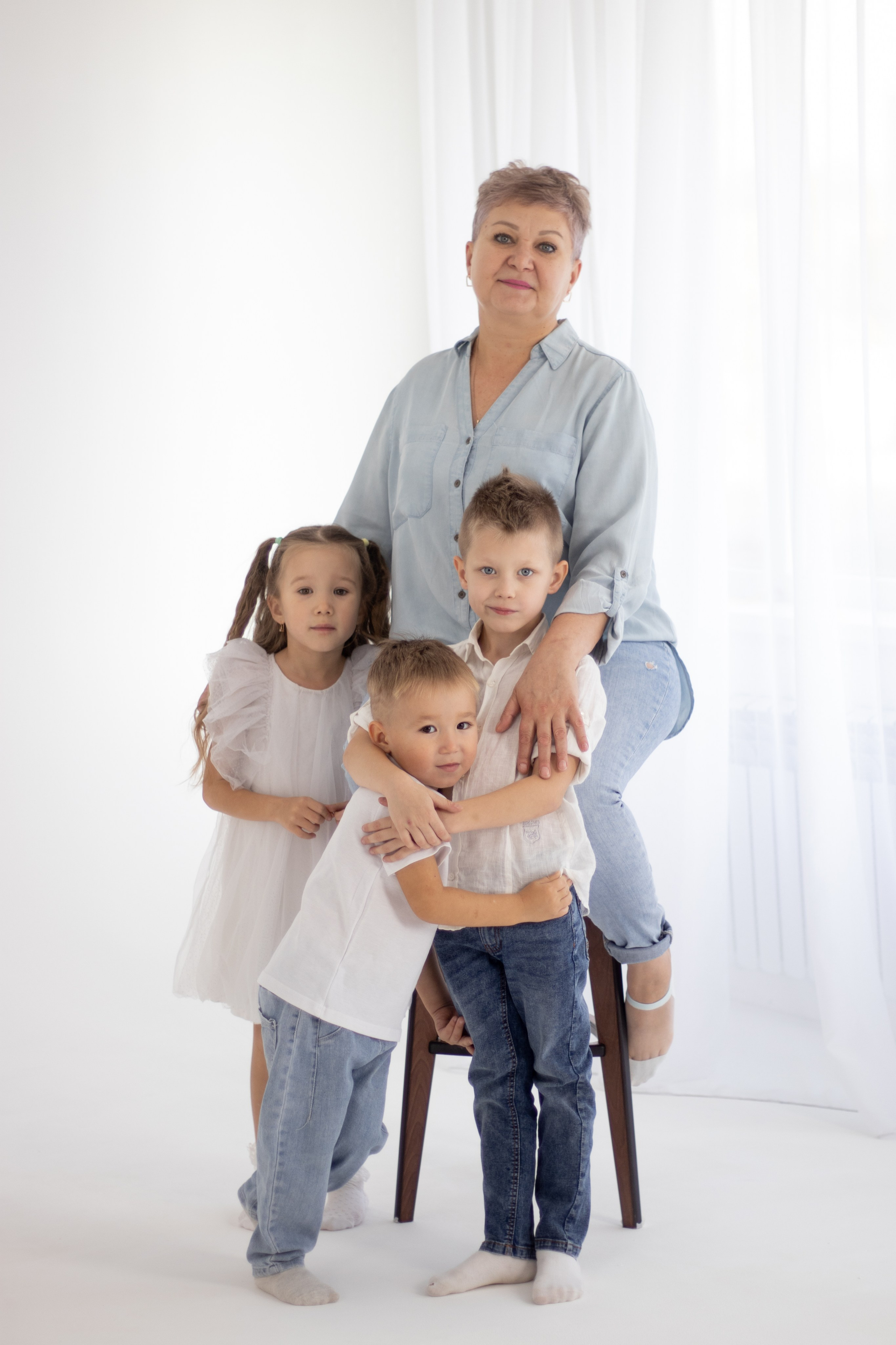 Студийная фотосессия. Фотограф в Астане, индивидуальная, семейная, домашняя фотосессия