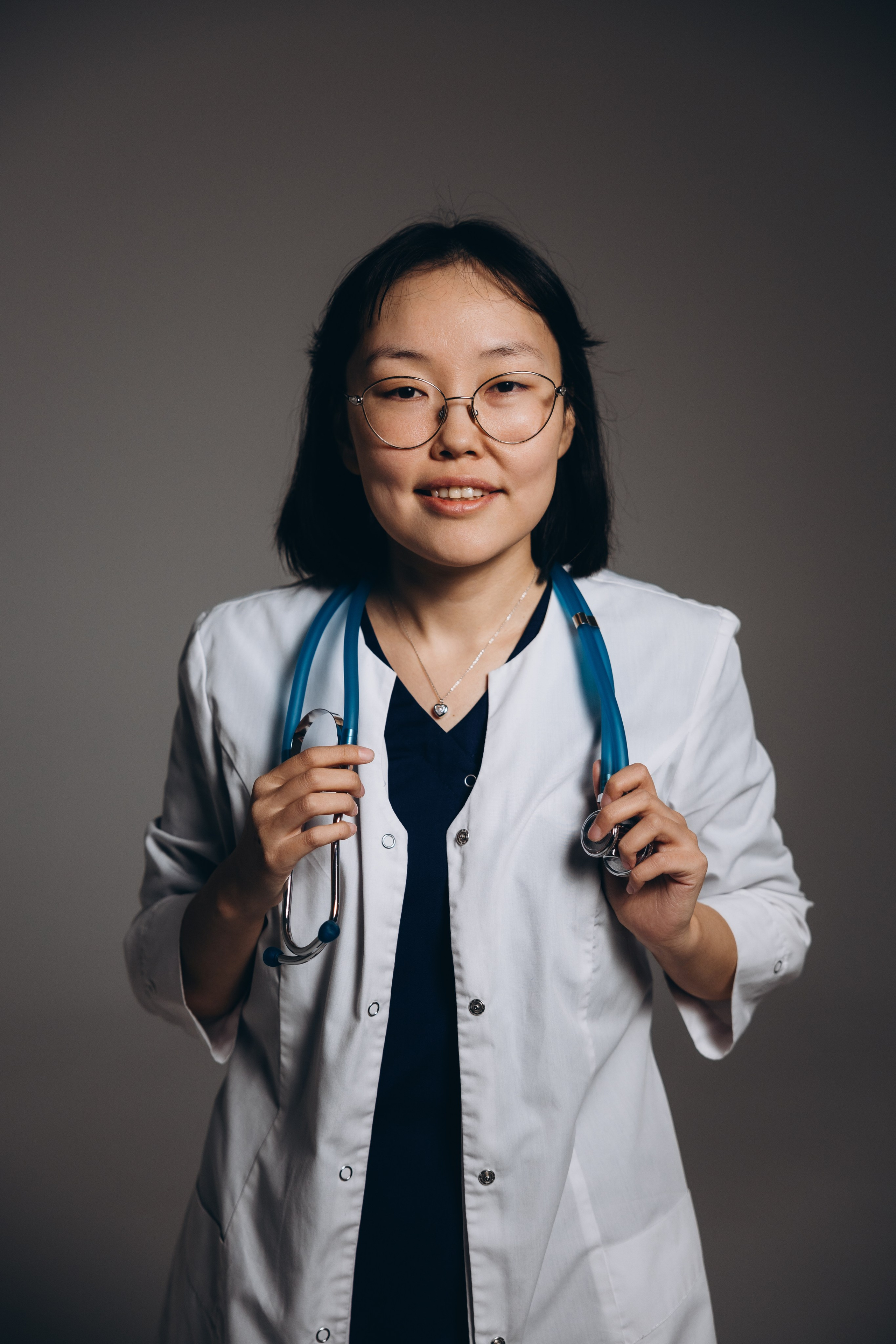 Съёмка для выпускников меда. Свадебный, семейный фотограф в Иркутске Светлана Макаричева