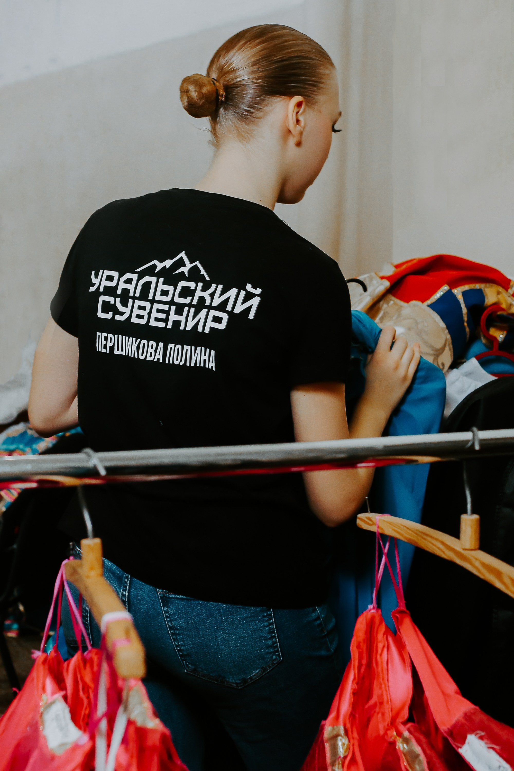 «Уральский сувенир». Концерт танцевальной студии. Фотограф в Челябинске Ополихина Анна