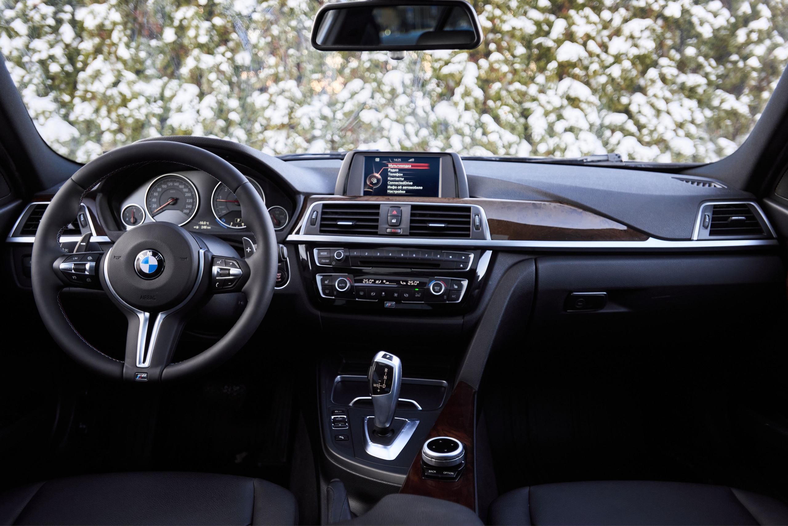 BMW 3. Автомобильный и интерьерный фотограф в Минске Александр Тагаев