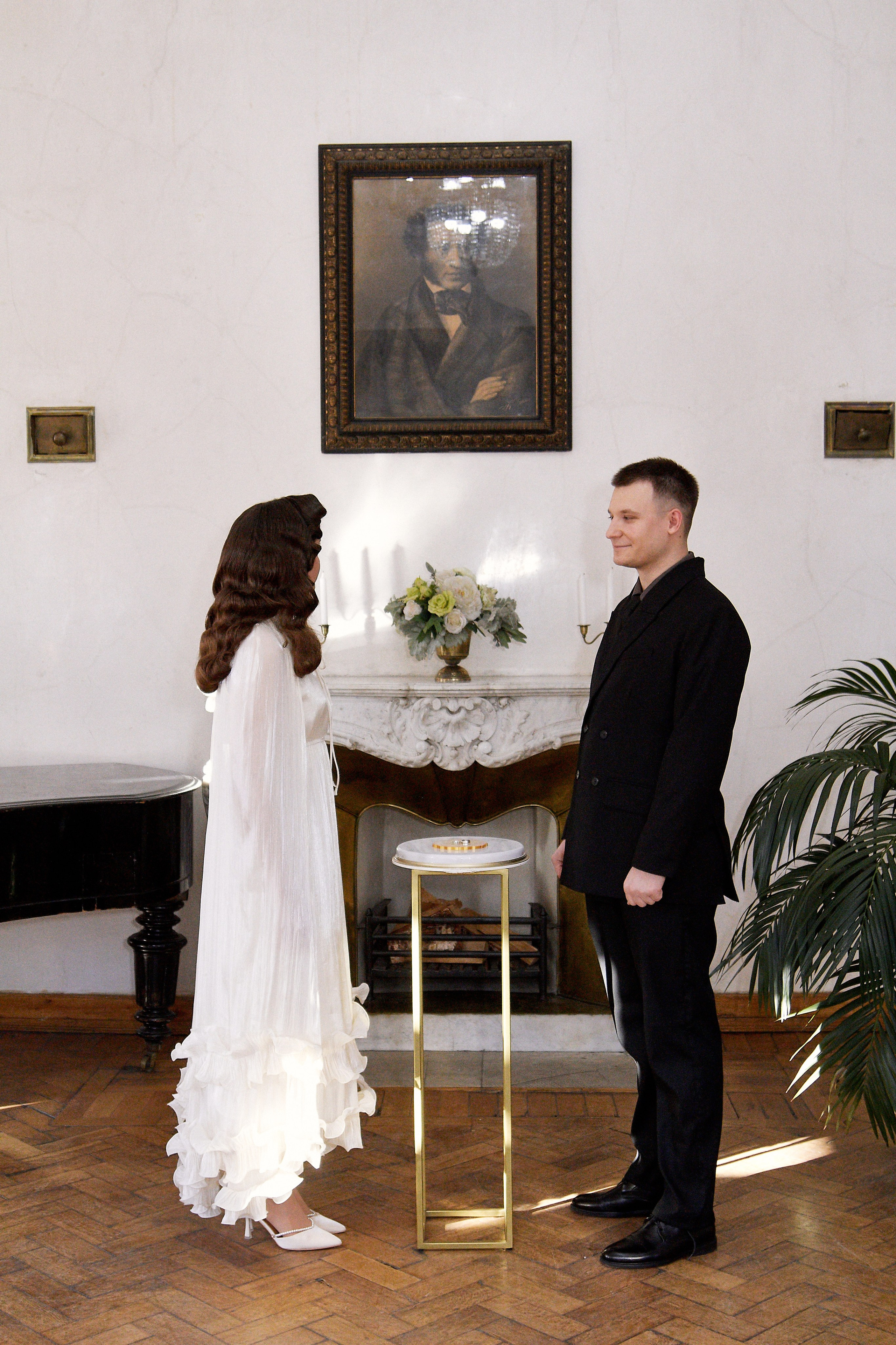 Торжественное бракосочетание в библиотеке им. Пушкина. Свадебный фотограф в Москве Приятелева Ангелина