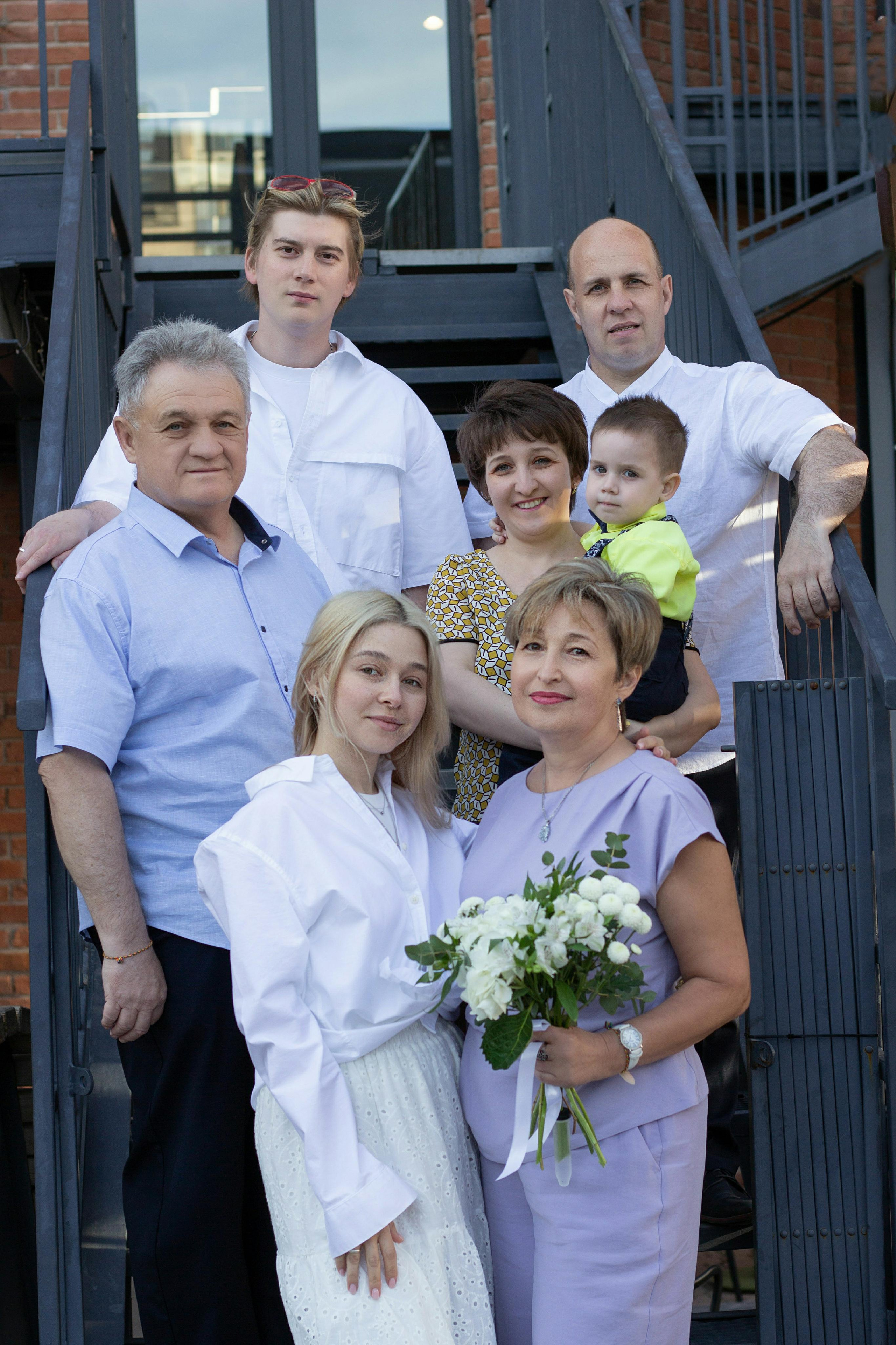 Семейная фотосессия в Арт-квадрате. Детский и семейный фотограф в Уфе Зинаида Вольштейн