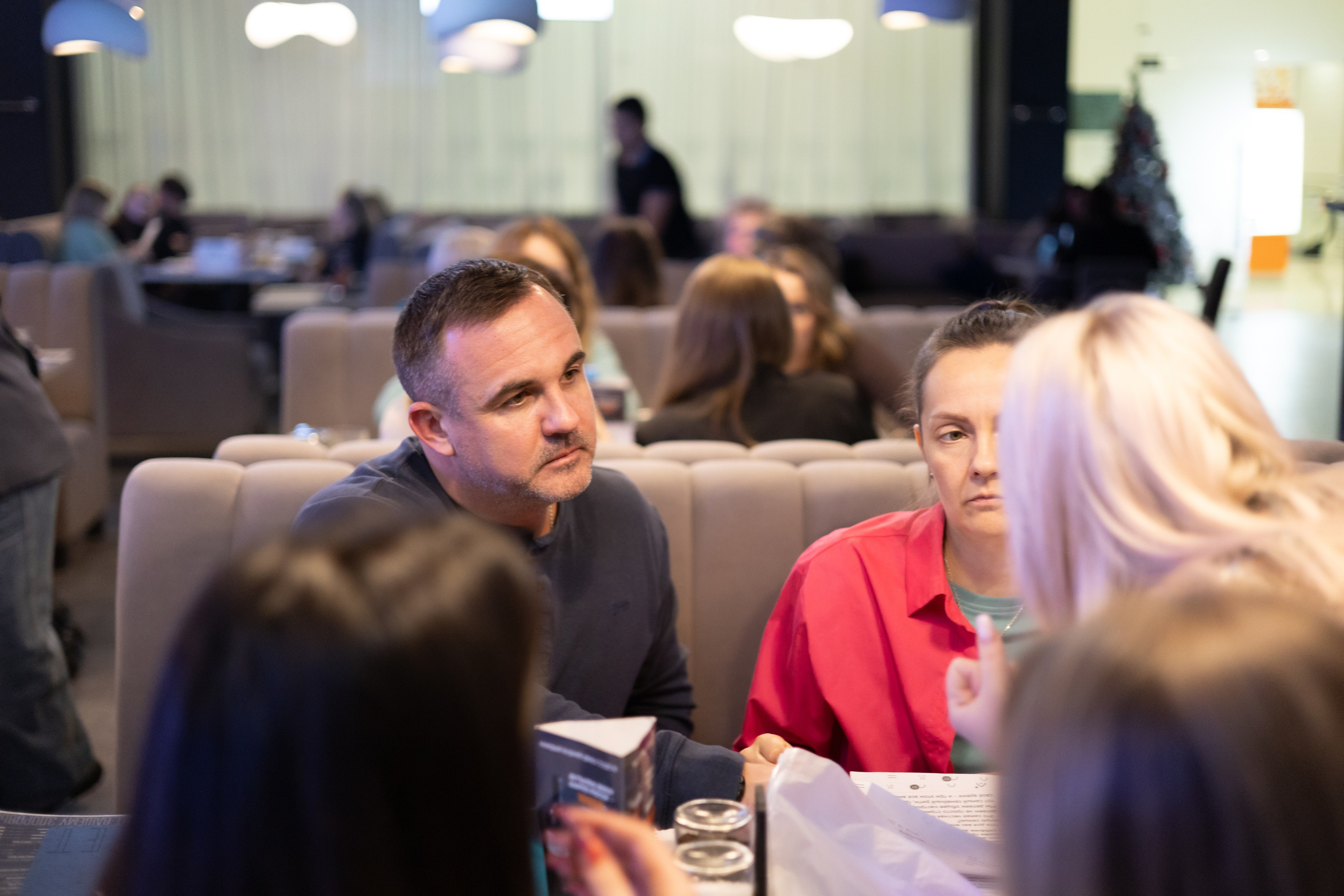 13ая BIZ QUIZ: деловая игра | Красноярск. Фотограф Красноярск съемки лавстори, фотосессия в студии, портретная съемка, творческие фотосессии